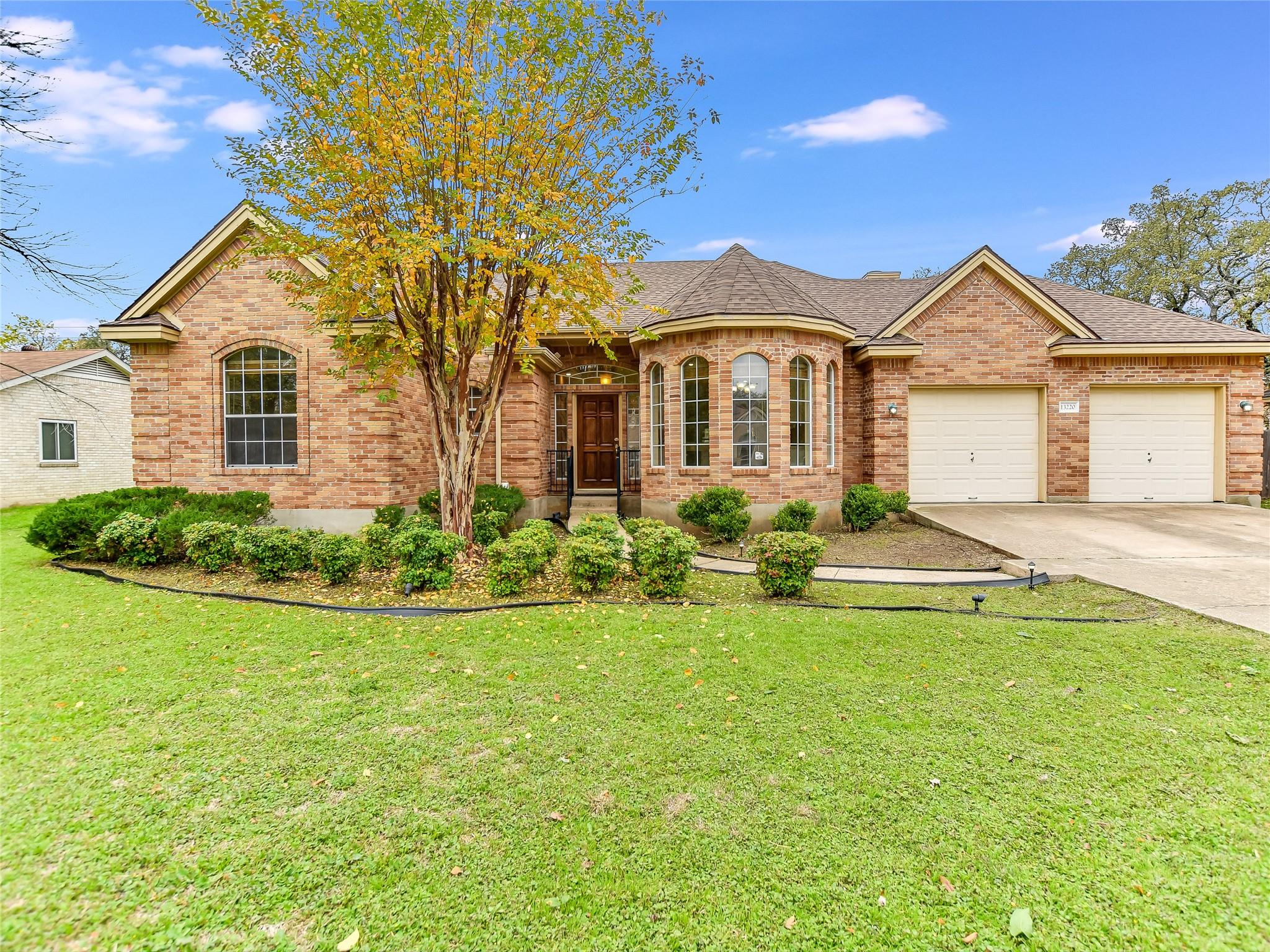 13220 Villa Park Dr Property Photo 2