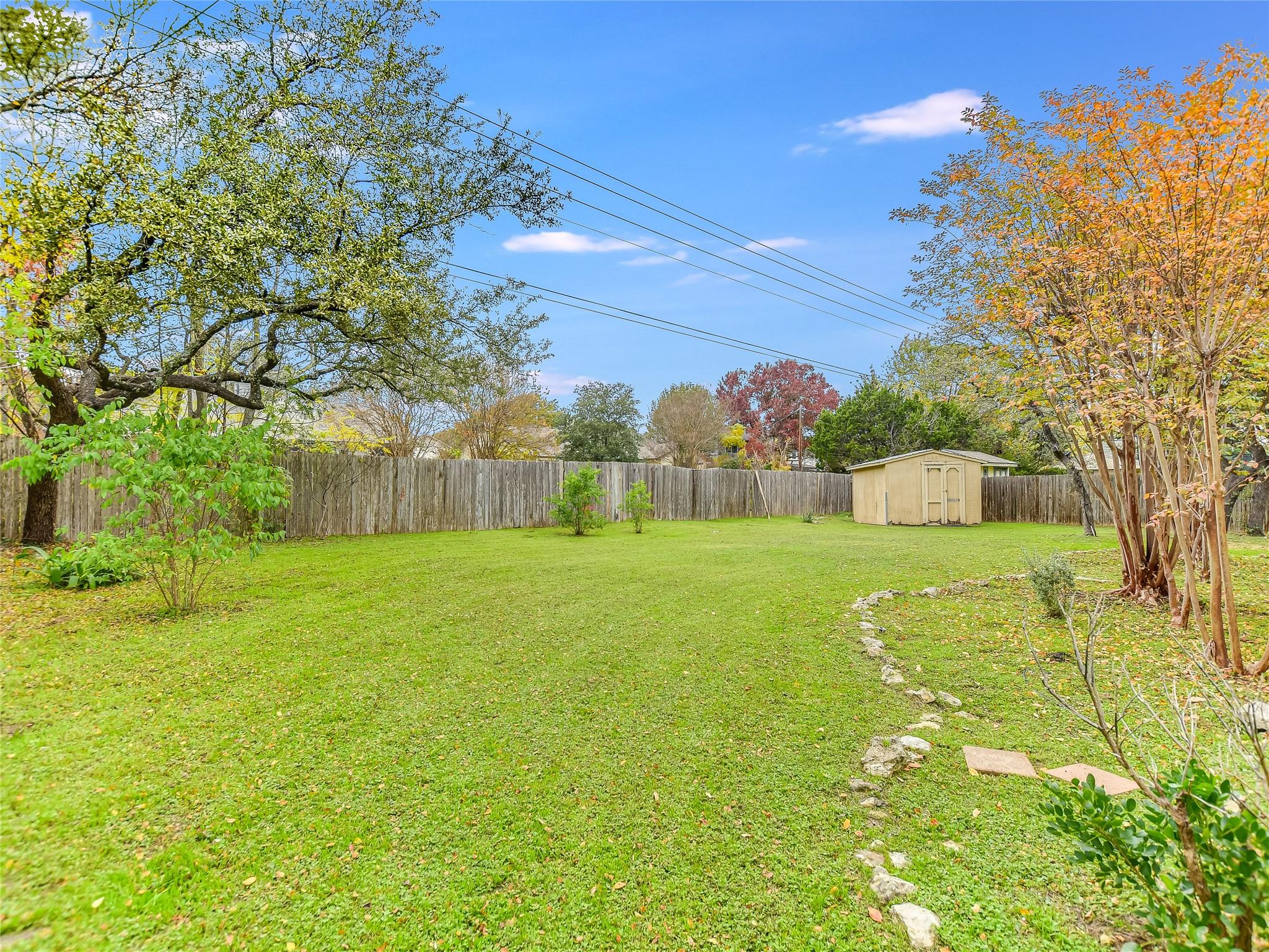 13220 Villa Park Dr Property Photo 5