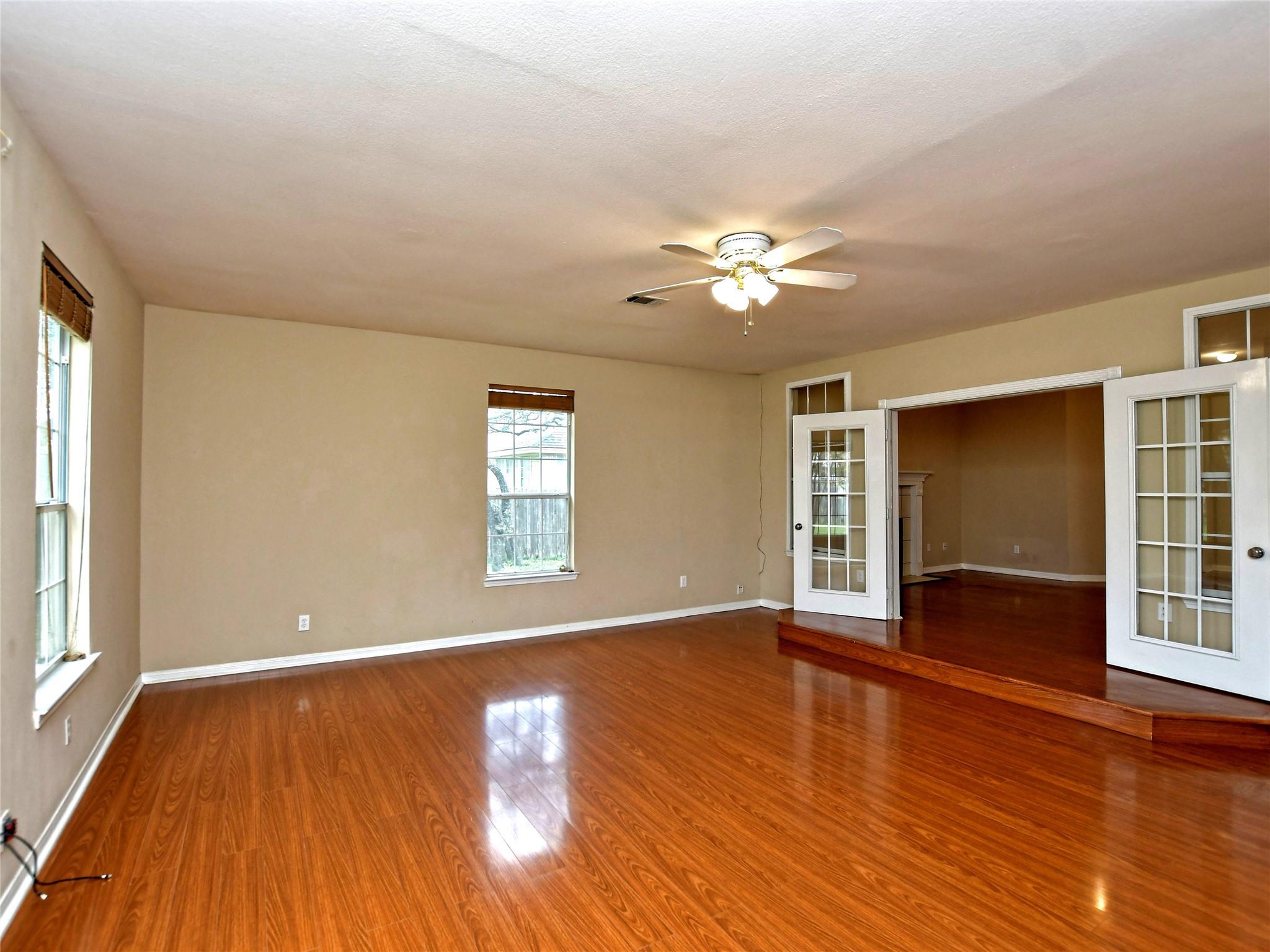 13220 Villa Park Dr Property Photo 13