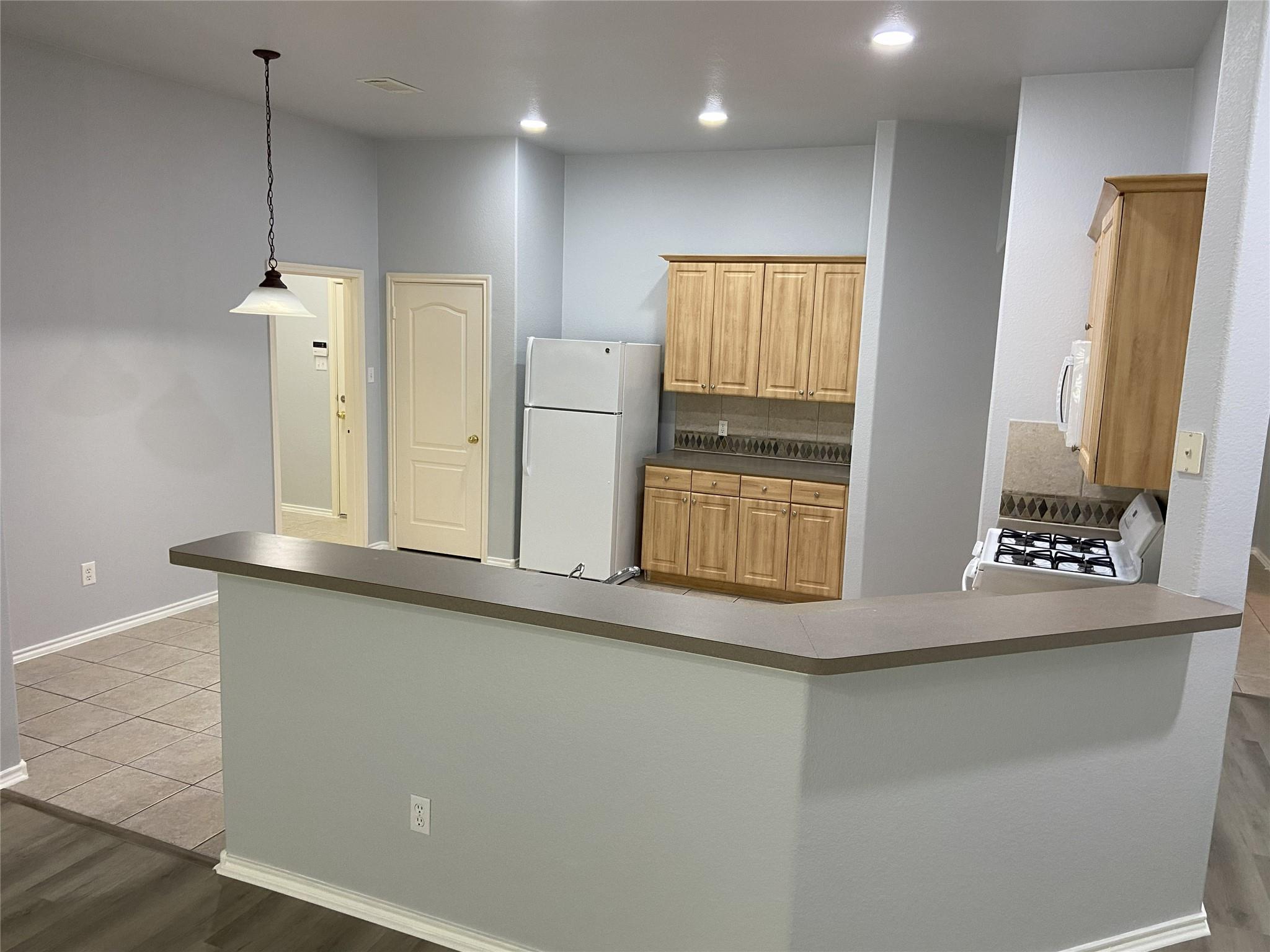2313 Lou John St Property Photo 3