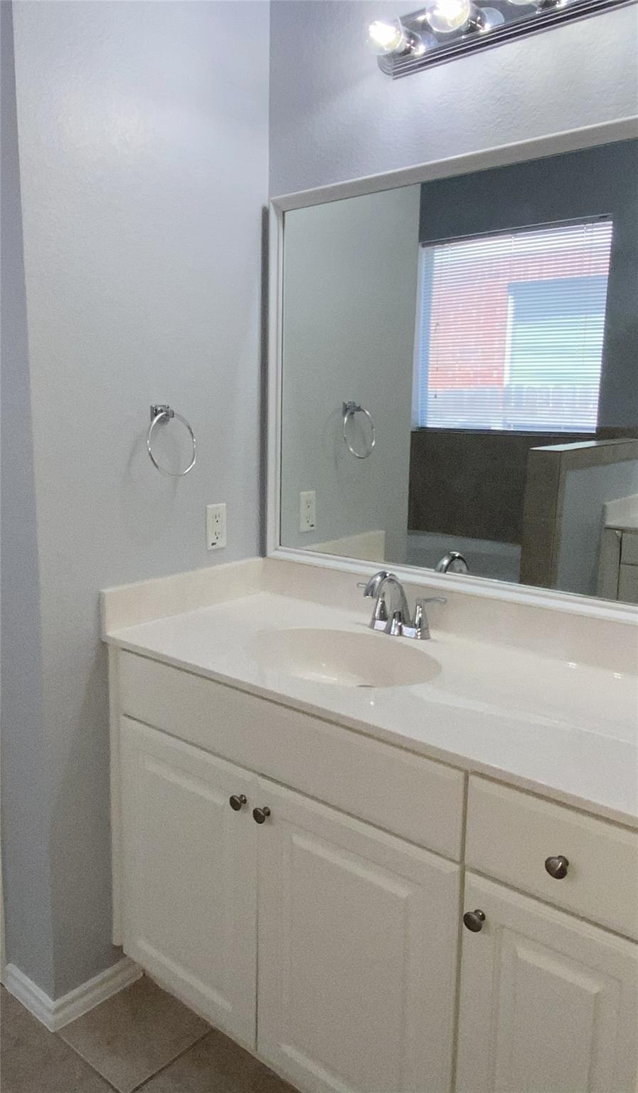 2313 Lou John St Property Photo 11