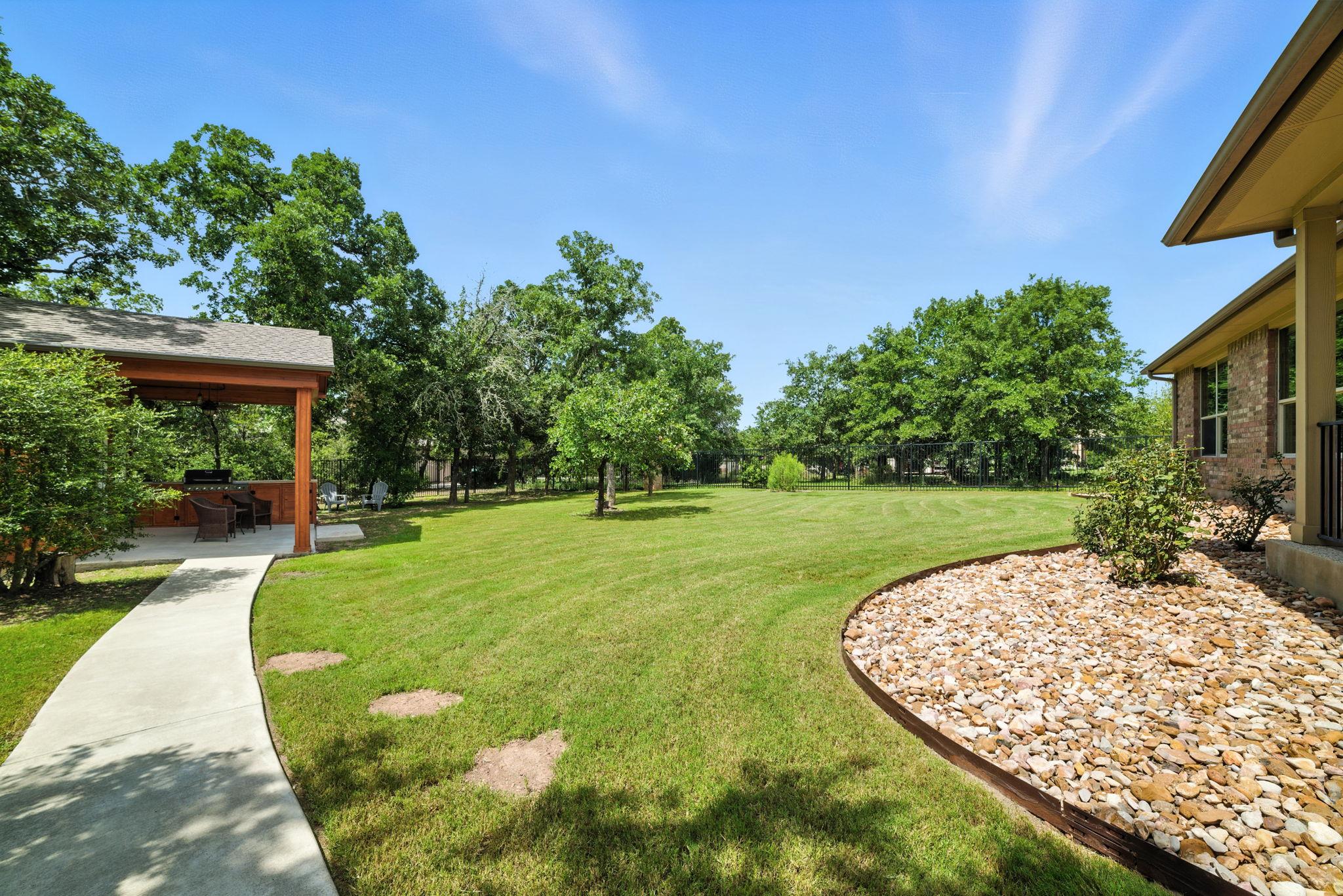 107 Tylee Cir Property Photo 13
