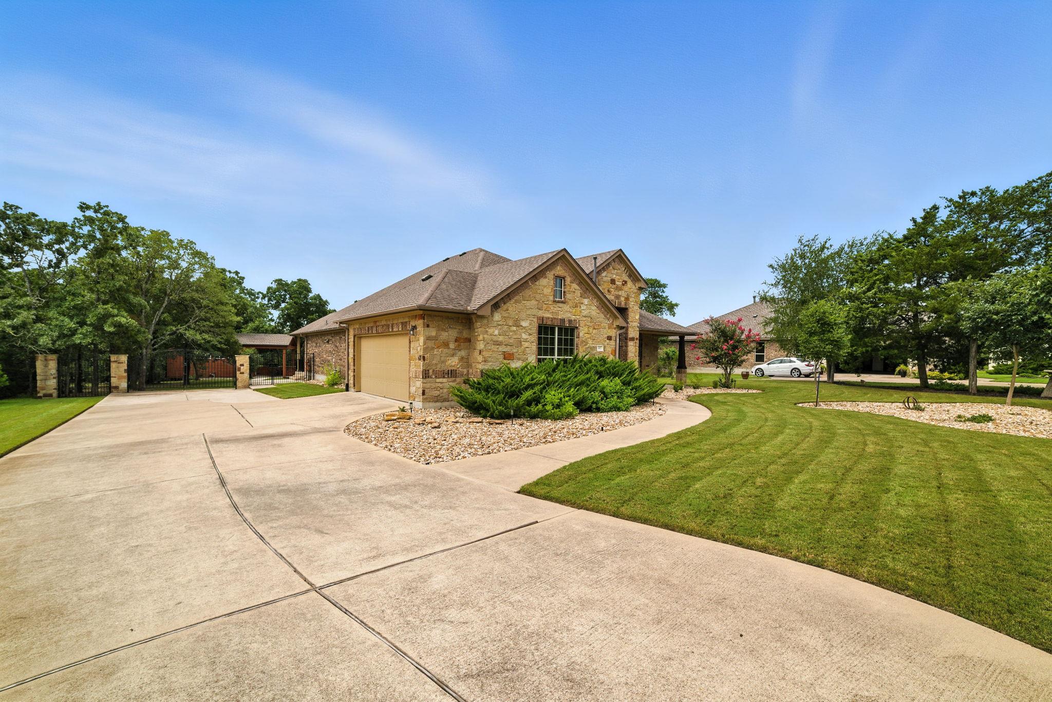 107 Tylee Cir Property Photo 36