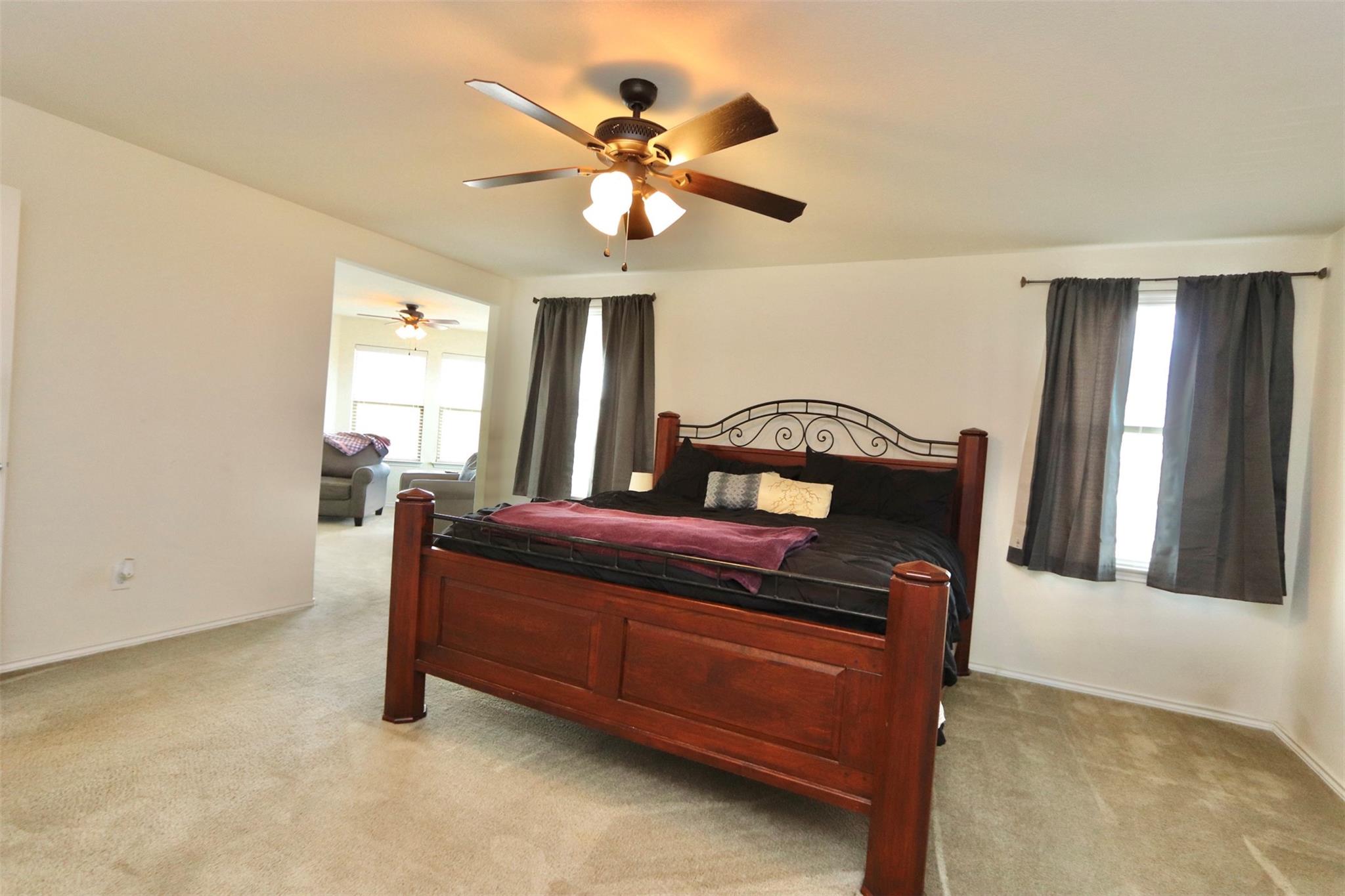 1712 Uhland Dr Property Photo 29