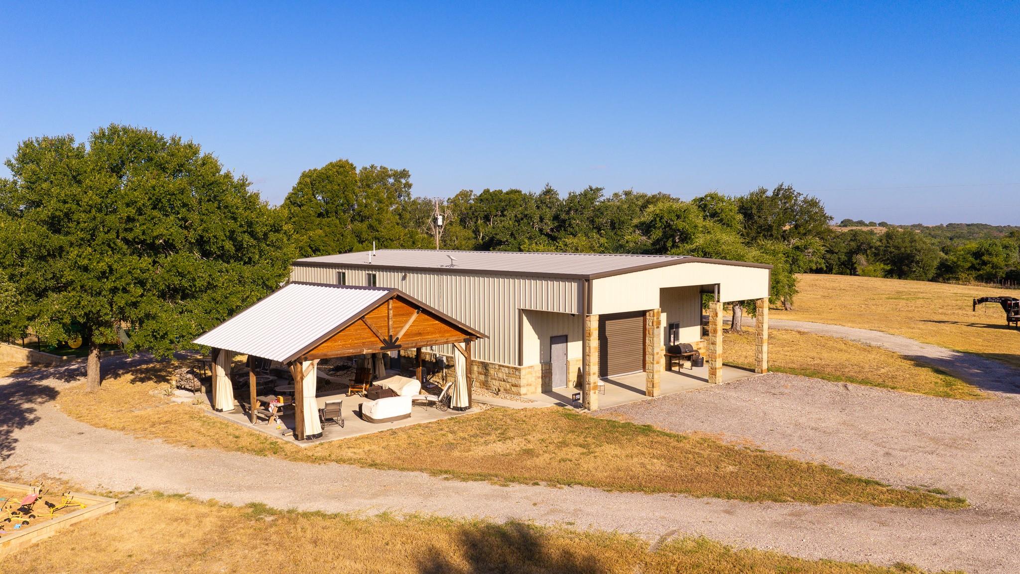 911 Cr209b None Property Photo 39
