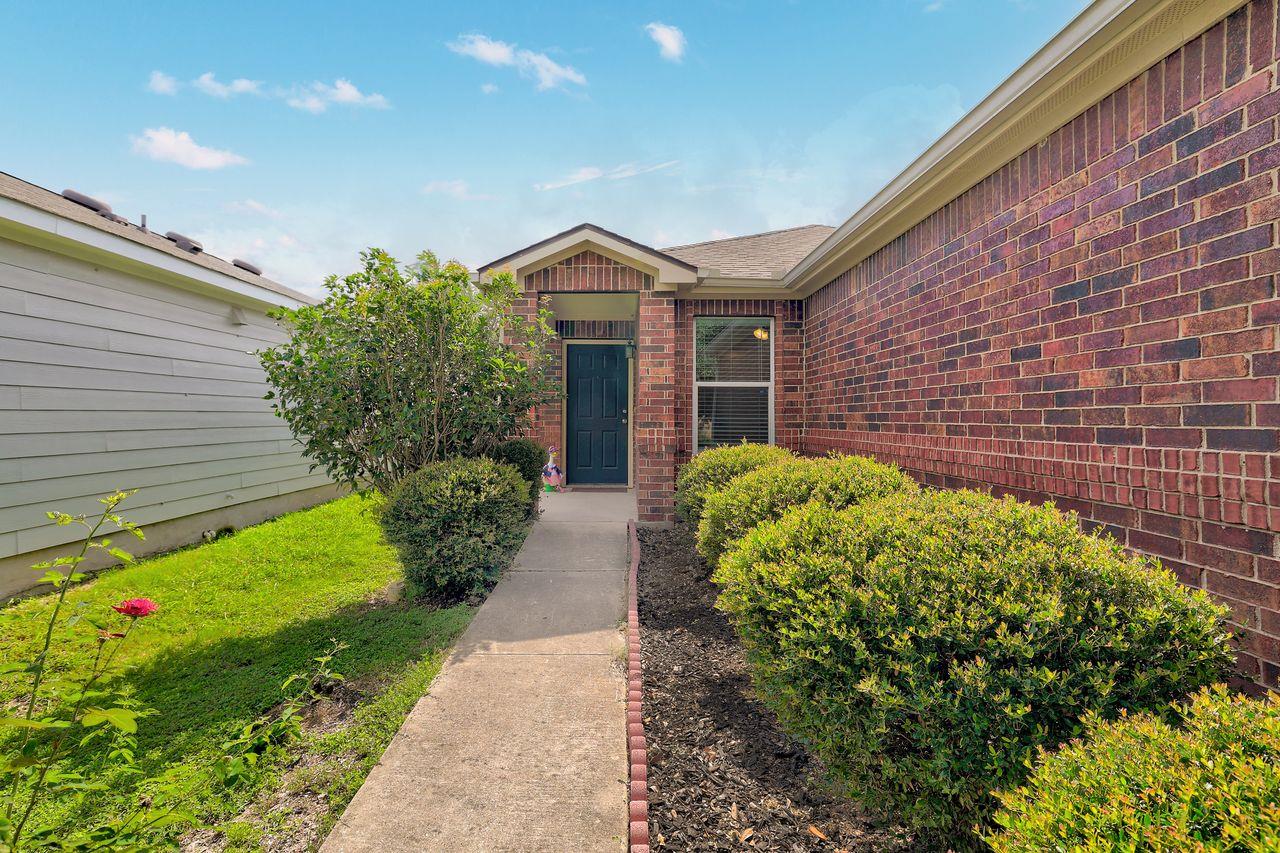 11313 Barns Trl Property Photo 4