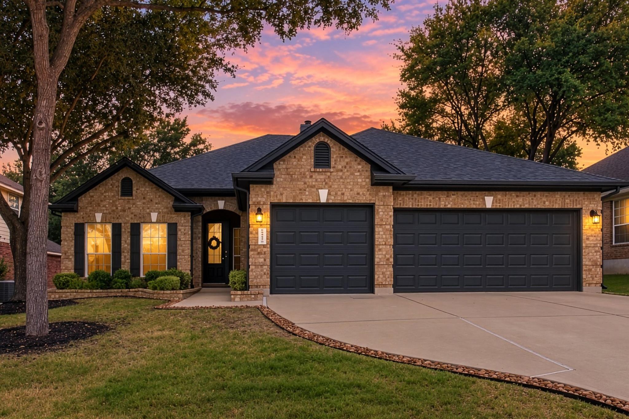 532 Crooked Crk Property Photo 1