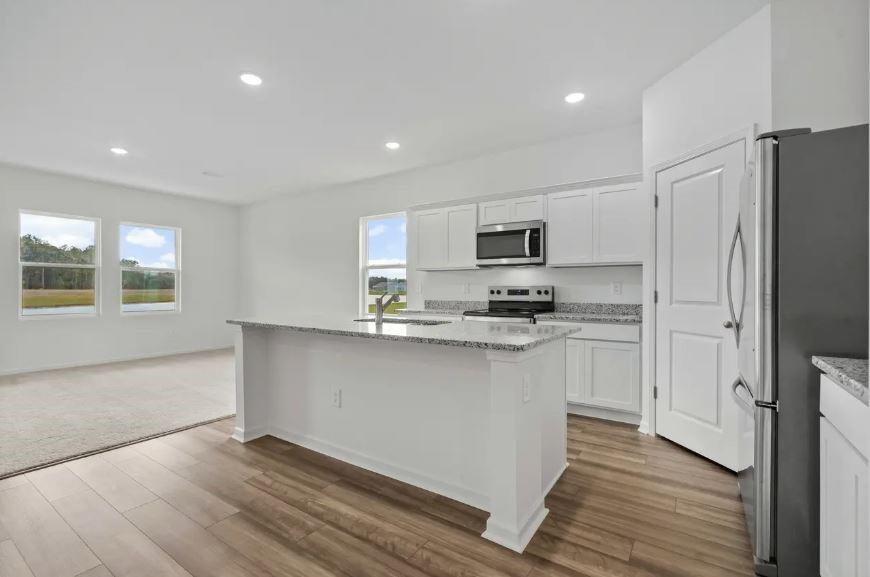 1421 Morris Loop Property Photo 4