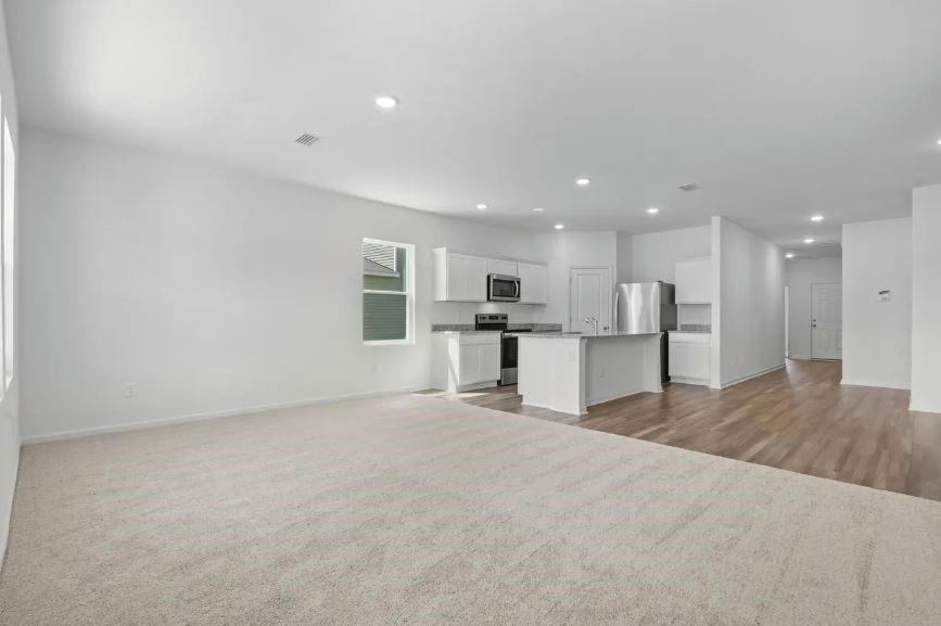 1421 Morris Loop Property Photo 9