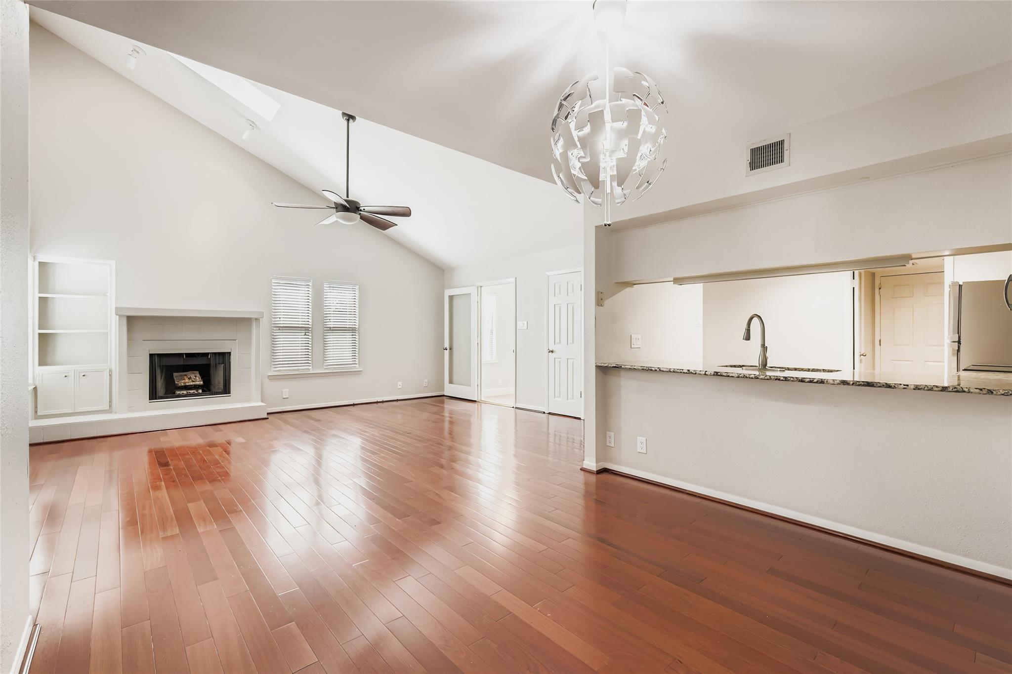 3315 W William Cannon Dr #a Property Photo 8