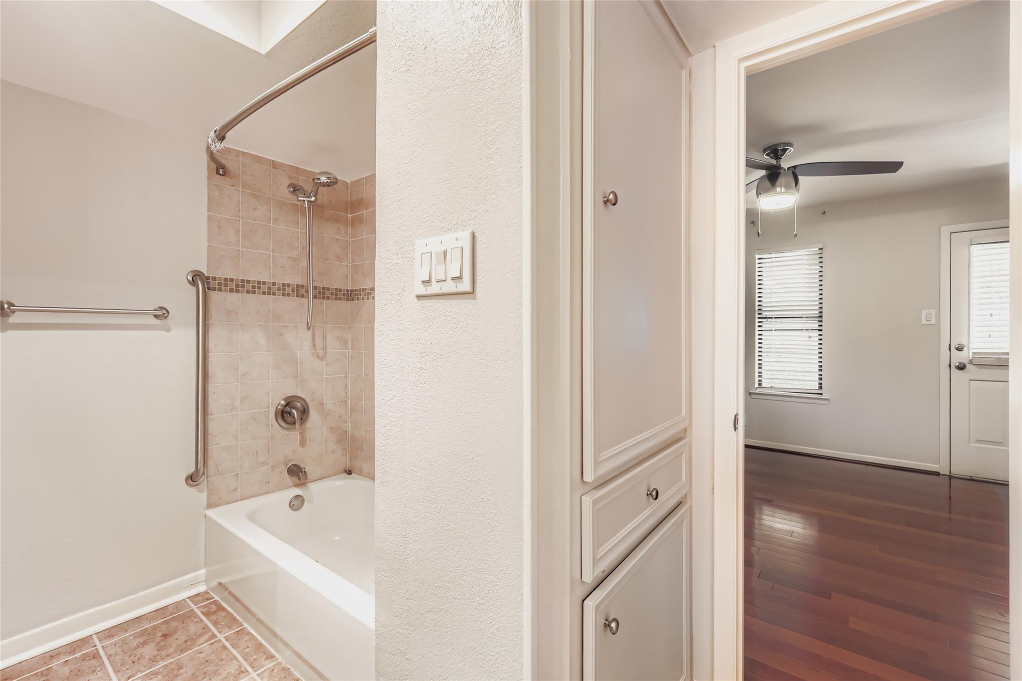 3315 W William Cannon Dr #a Property Photo 15