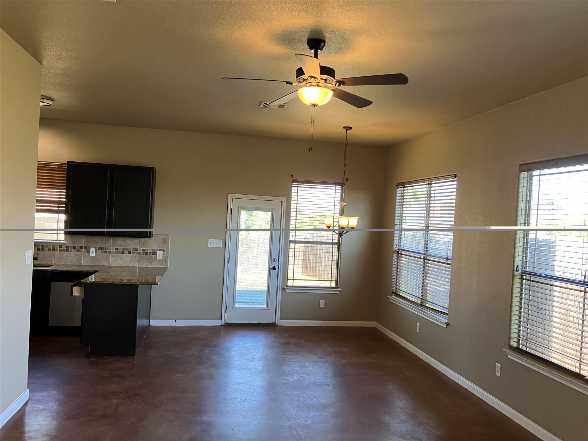 120 Pahala Ct #b Property Photo 4