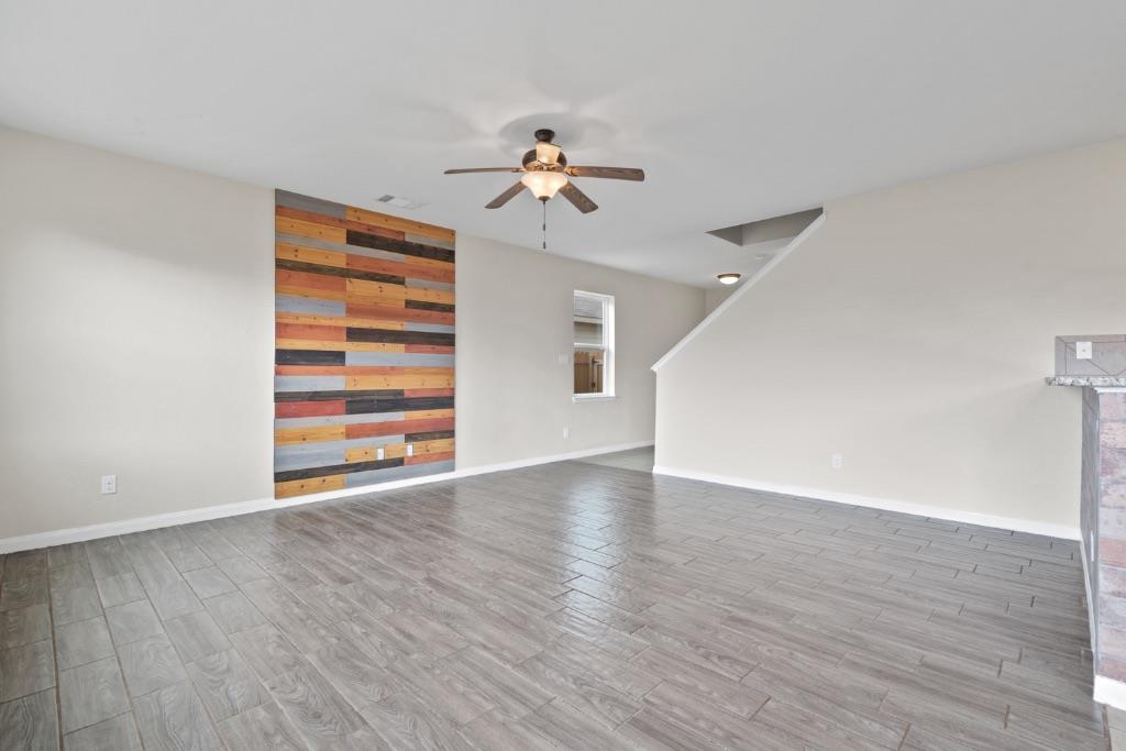 1445 Treeta Trl Property Photo 6