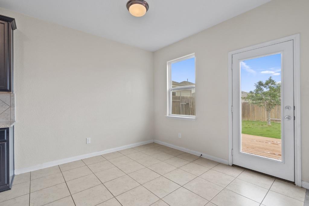 1445 Treeta Trl Property Photo 9