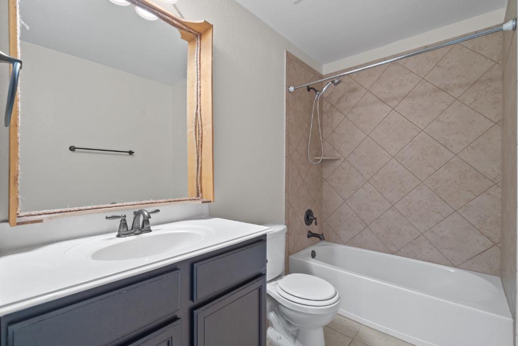 1445 Treeta Trl Property Photo 22