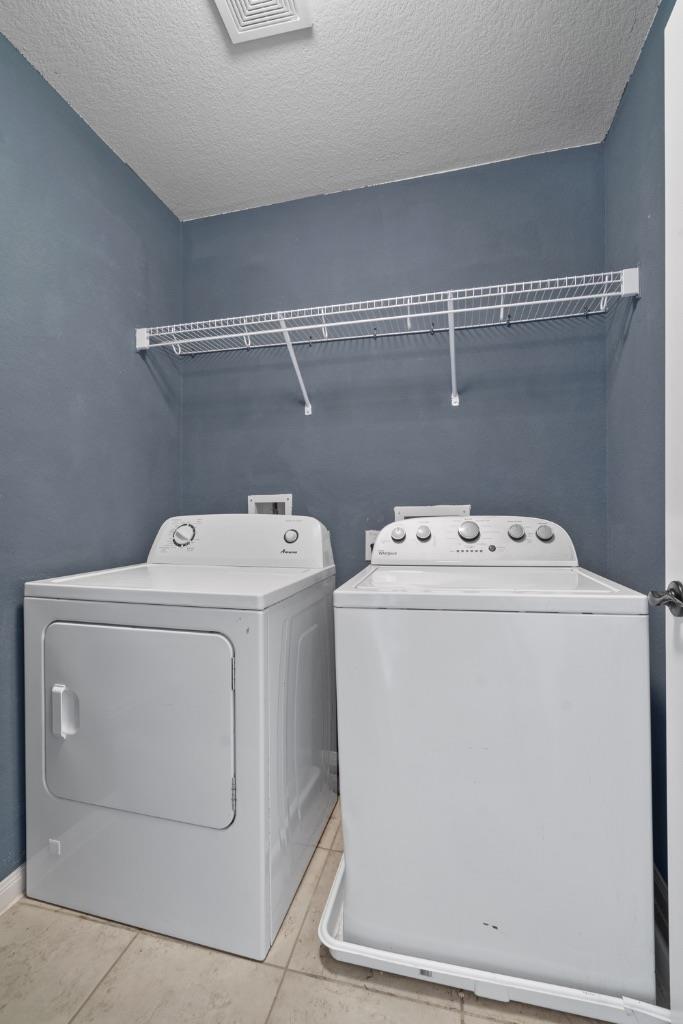 1445 Treeta Trl Property Photo 25
