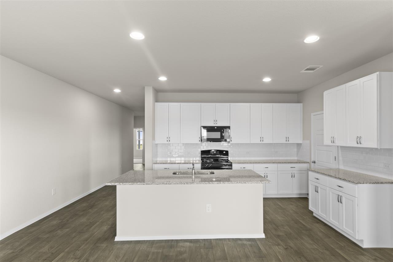 2531 Winding Creek Rd Property Photo 16