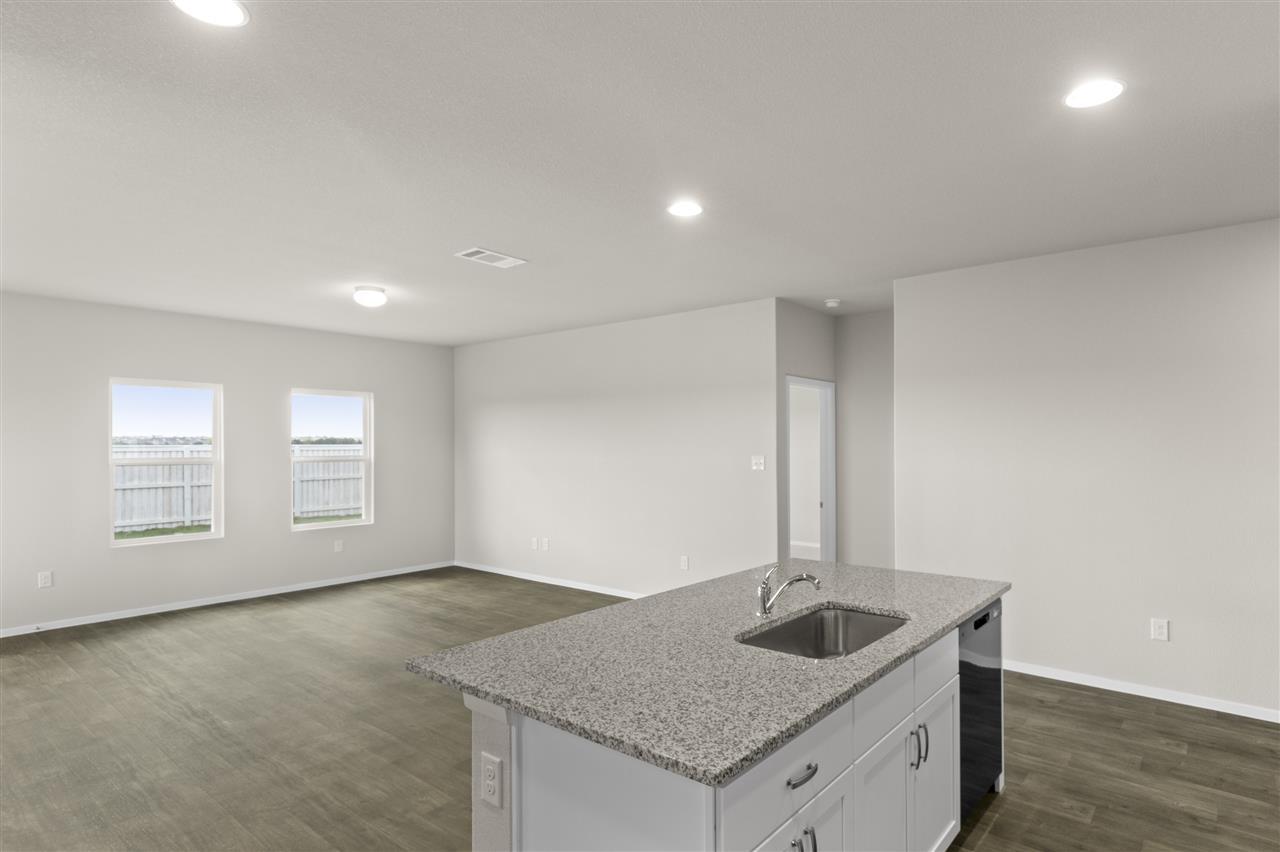 2531 Winding Creek Rd Property Photo 18