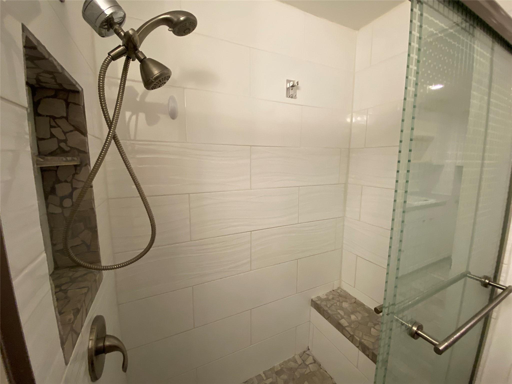 5802 Circulo Dr #4d Property Photo 13