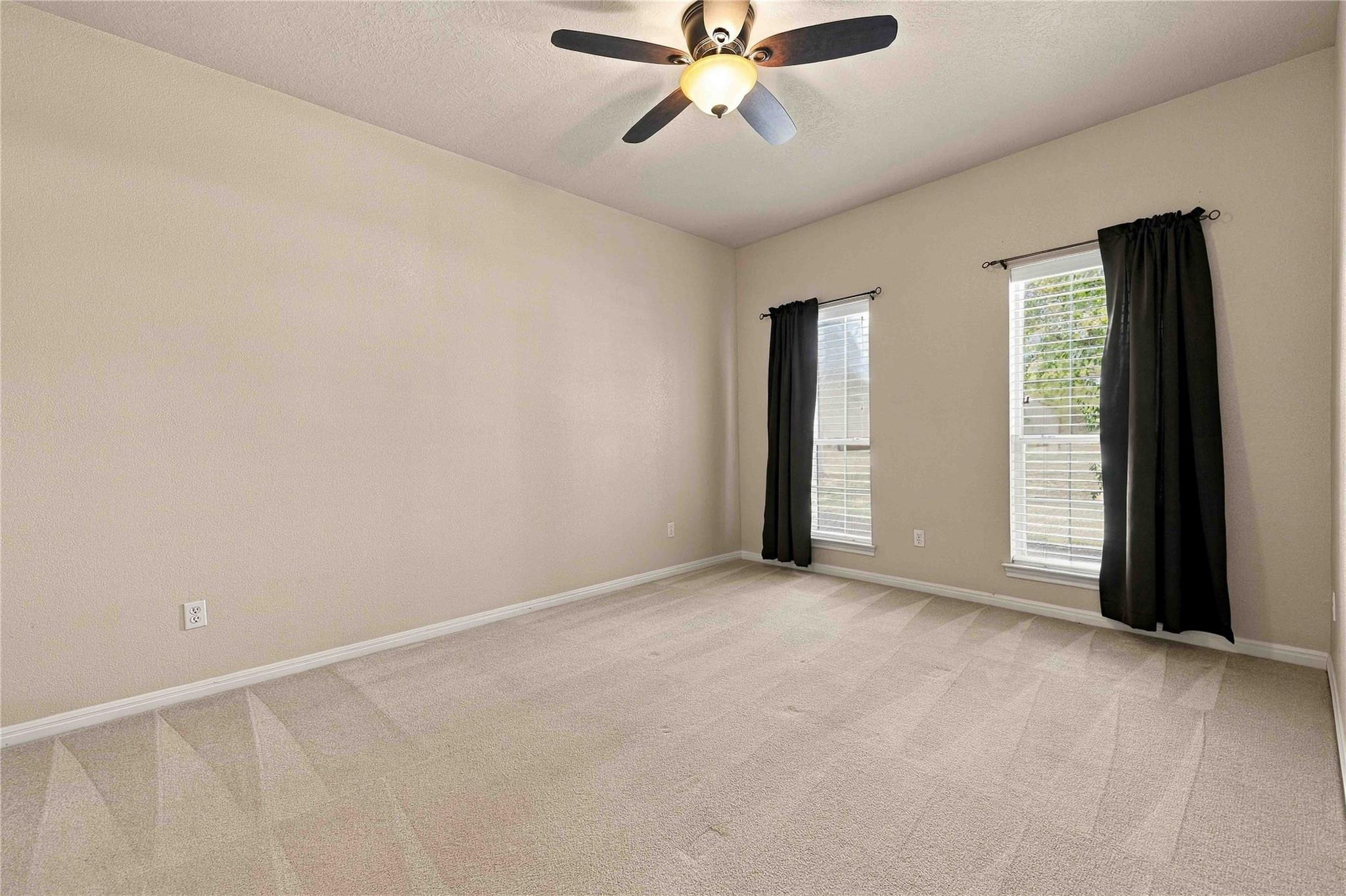 105 Pine Point Cv Property Photo 15