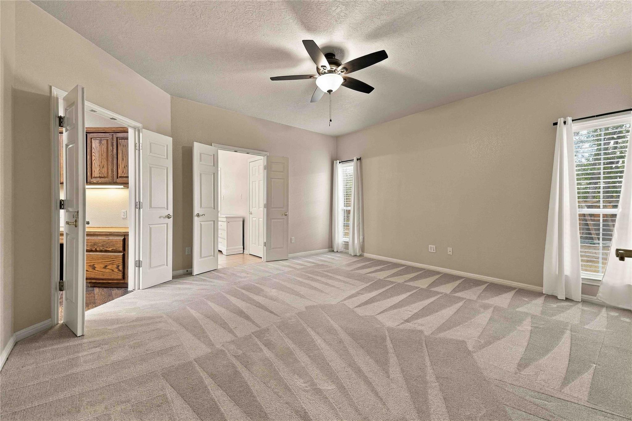 105 Pine Point Cv Property Photo 17