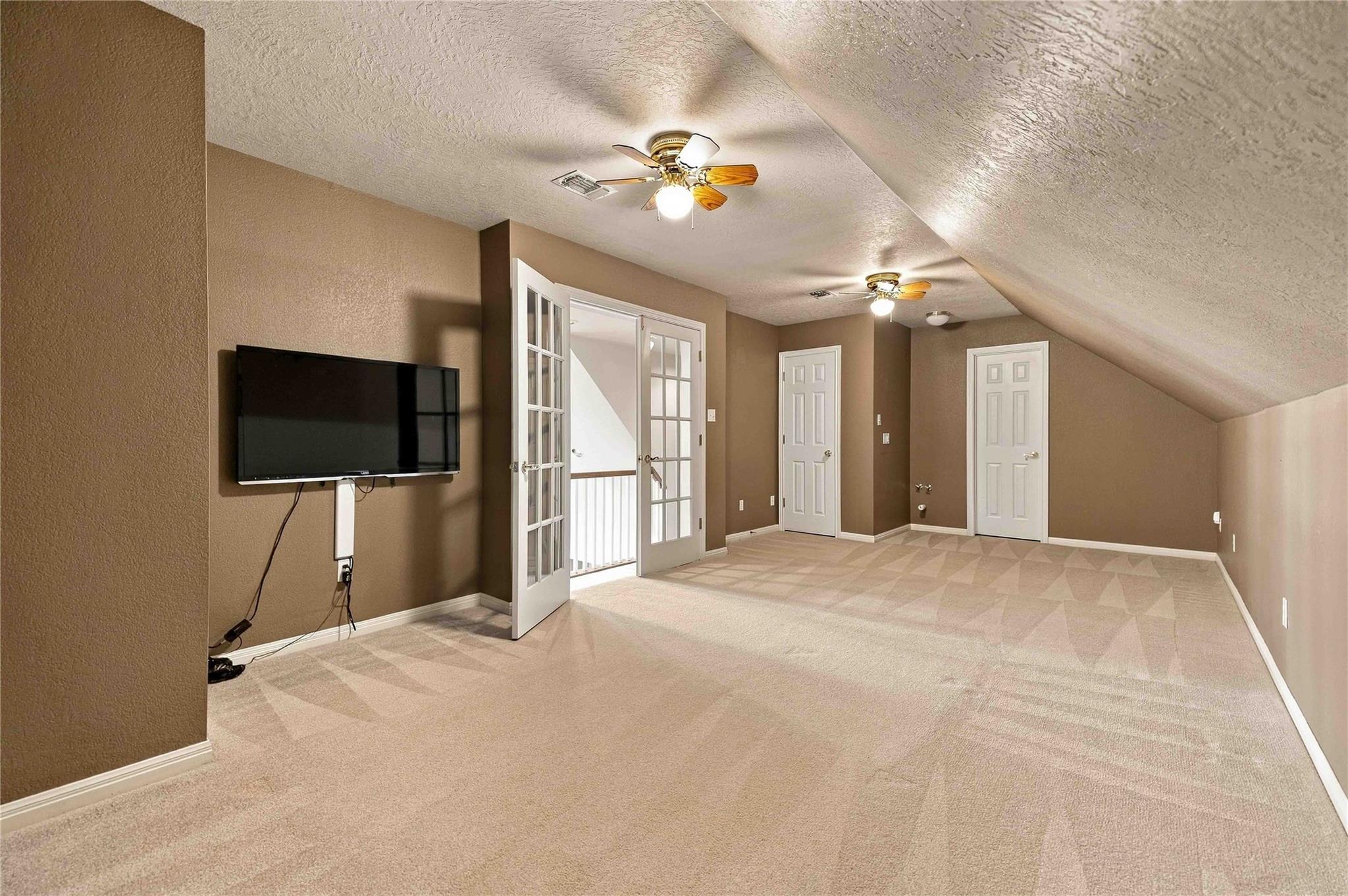 105 Pine Point Cv Property Photo 25