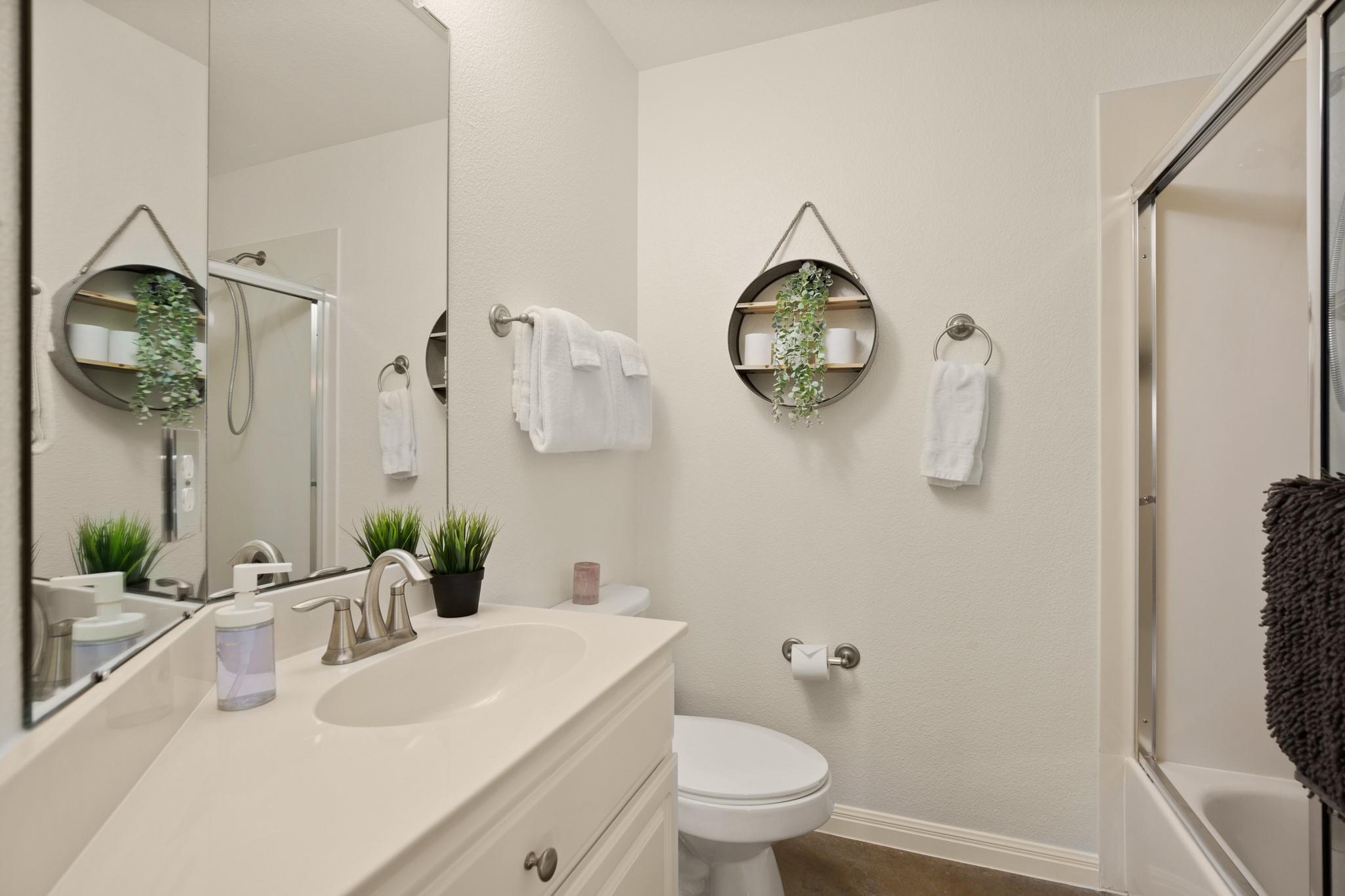 441 Venture Blvd Property Photo 18