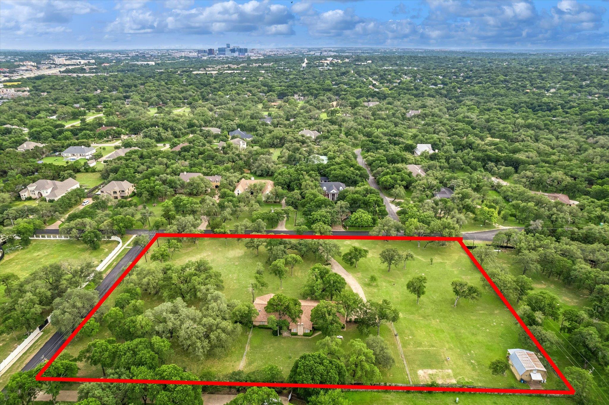 3910 Mcneil Dr Property Photo 3