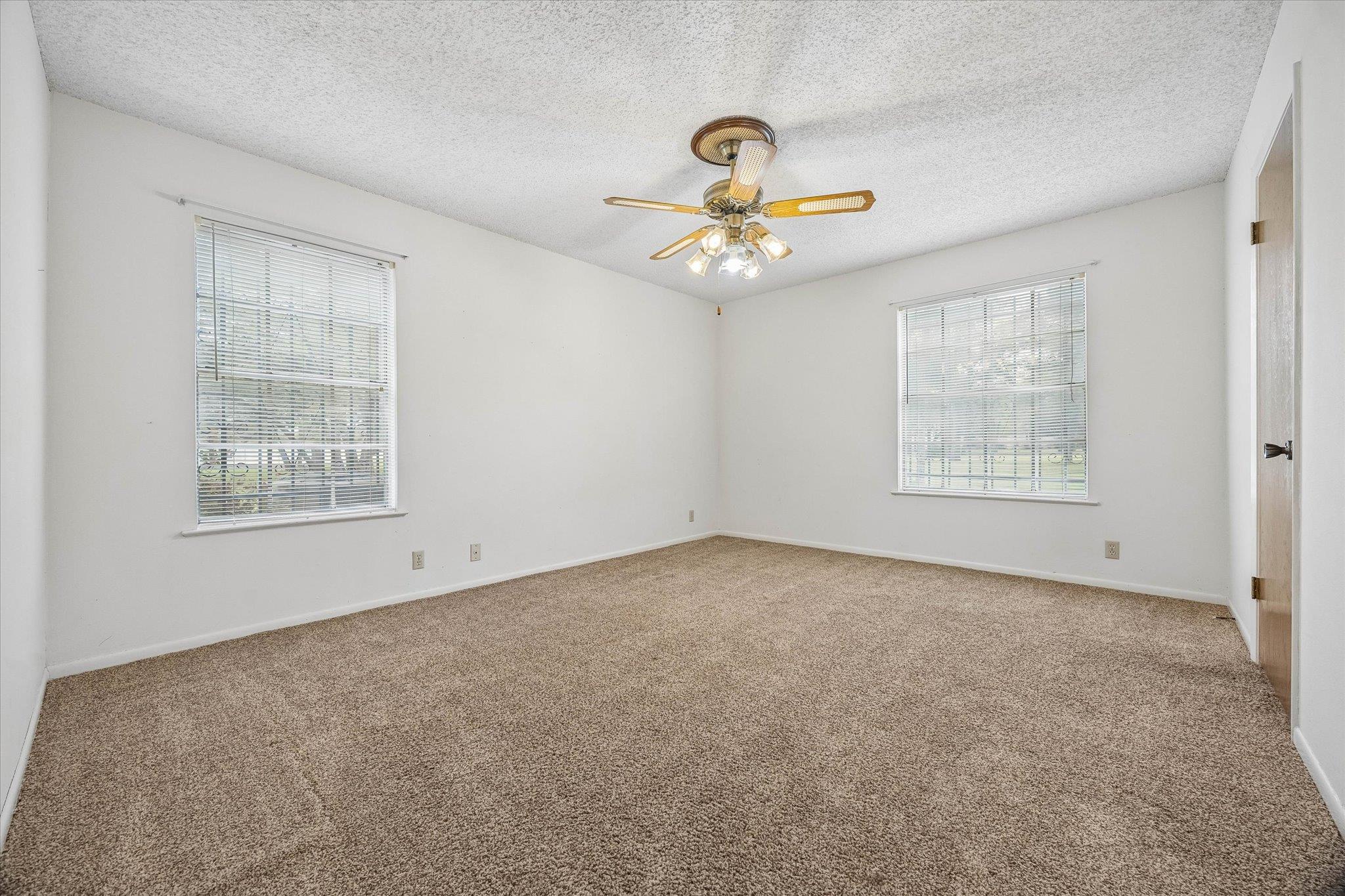 3910 Mcneil Dr Property Photo 18