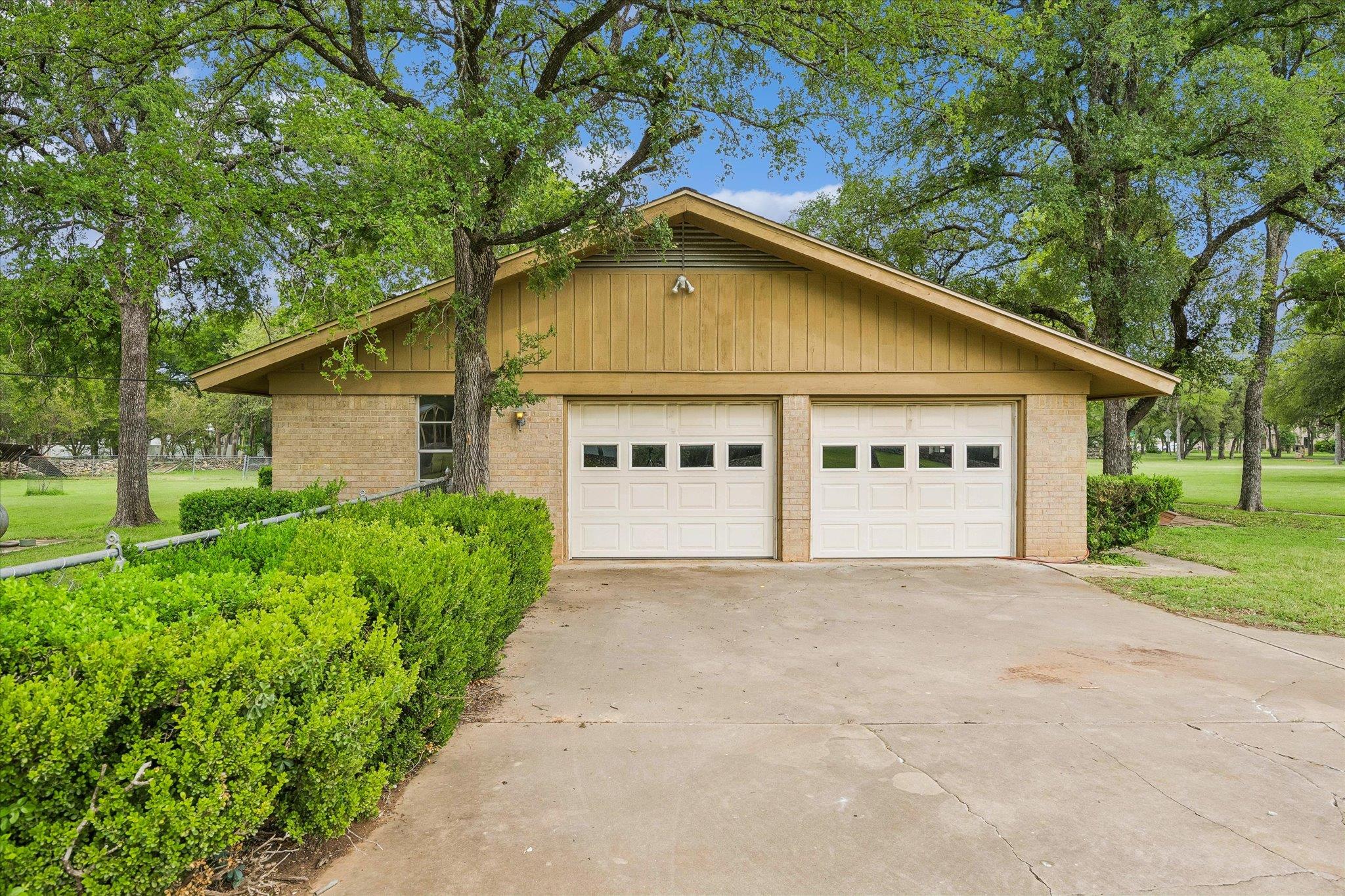 3910 Mcneil Dr Property Photo 33