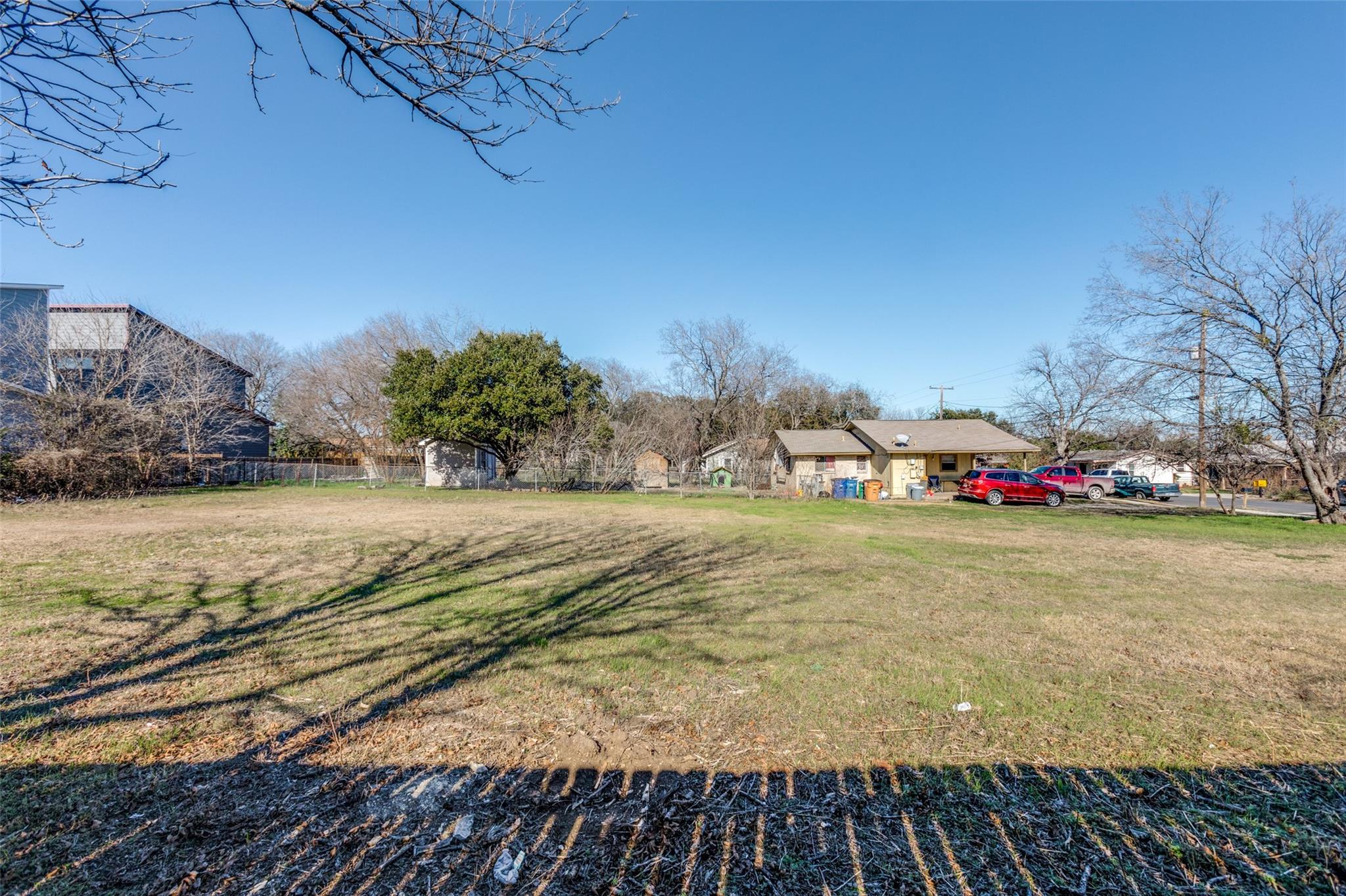 6910 Blessing Ave Property Photo 8
