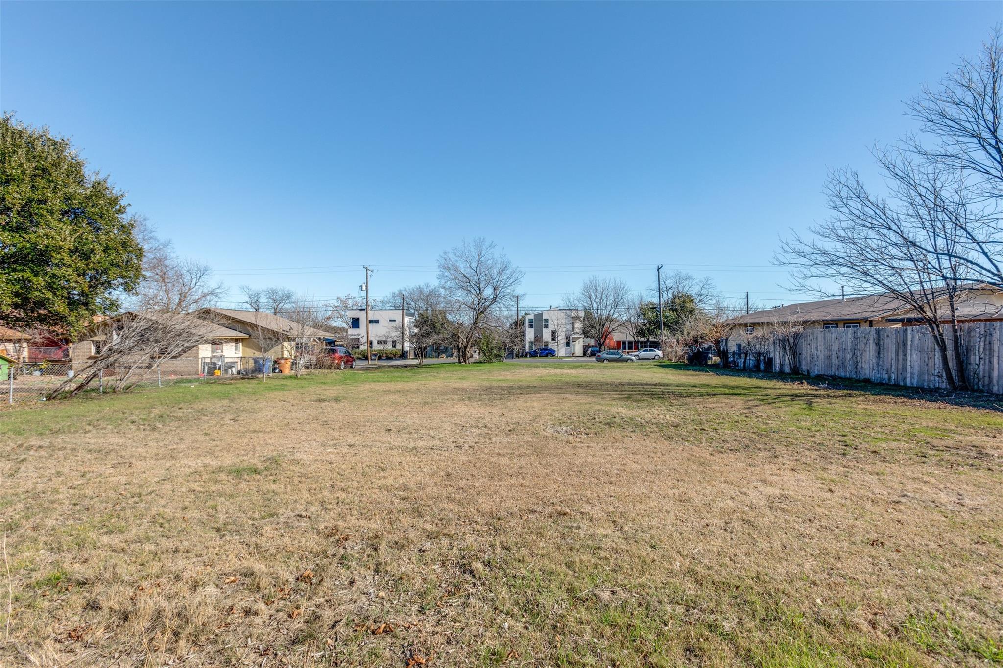 6910 Blessing Ave Property Photo 10