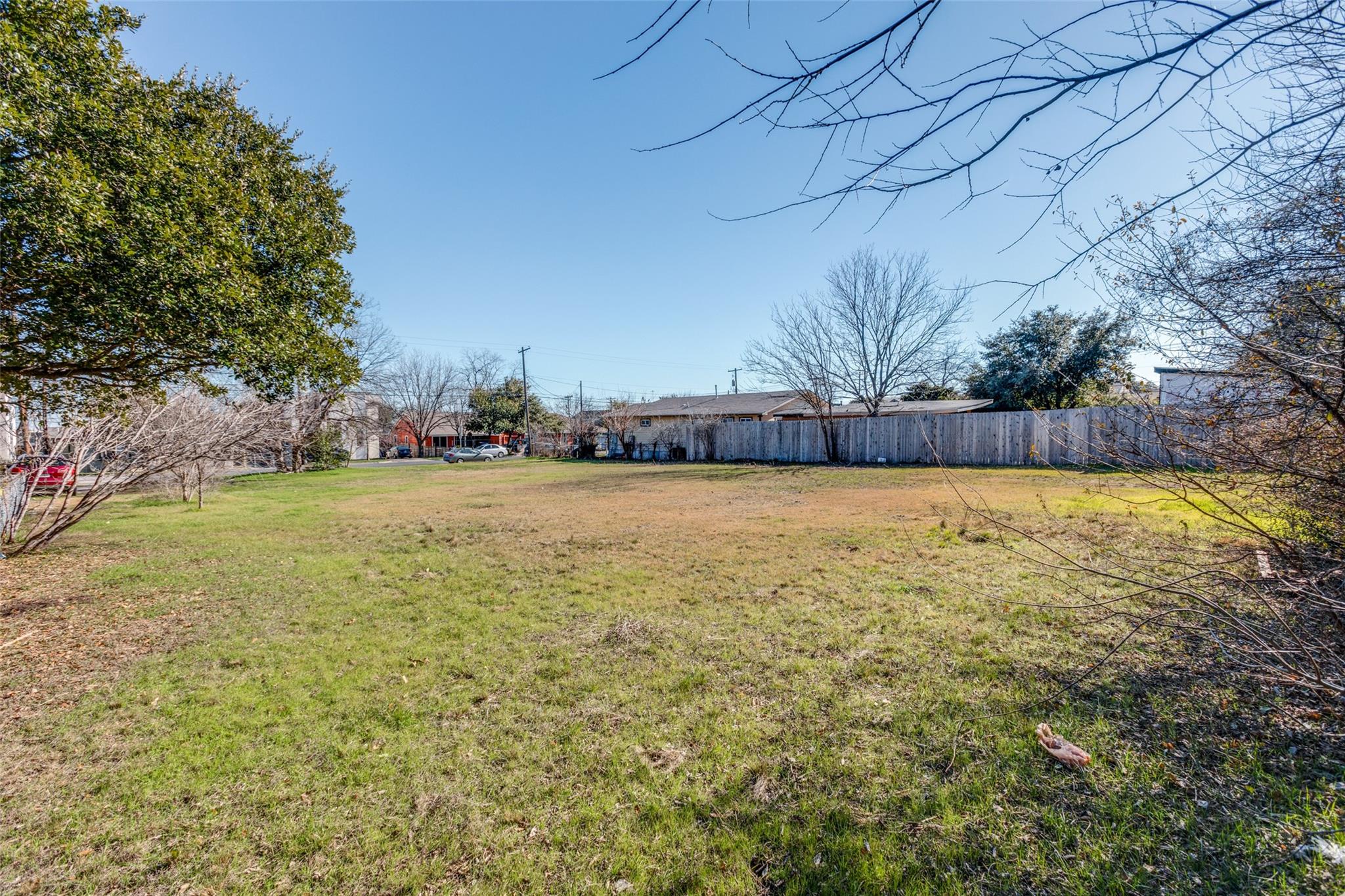 6910 Blessing Ave Property Photo 11
