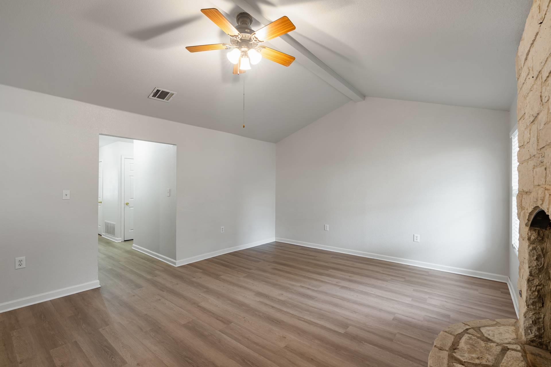 8408 Staunton Dr Property Photo 7