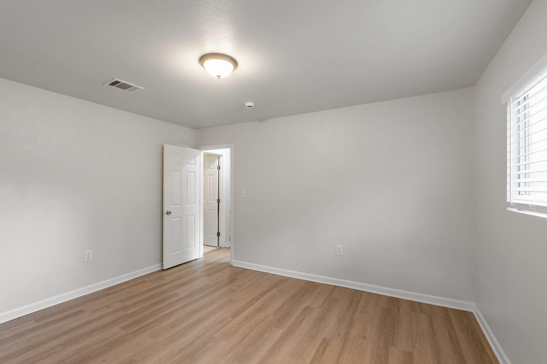 8408 Staunton Dr Property Photo 20