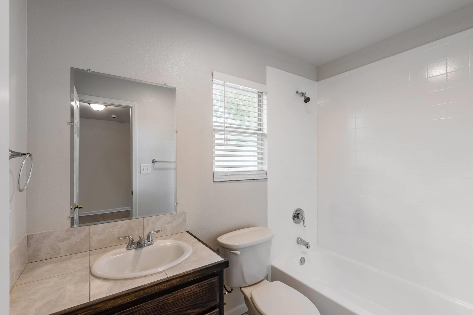 8408 Staunton Dr Property Photo 22