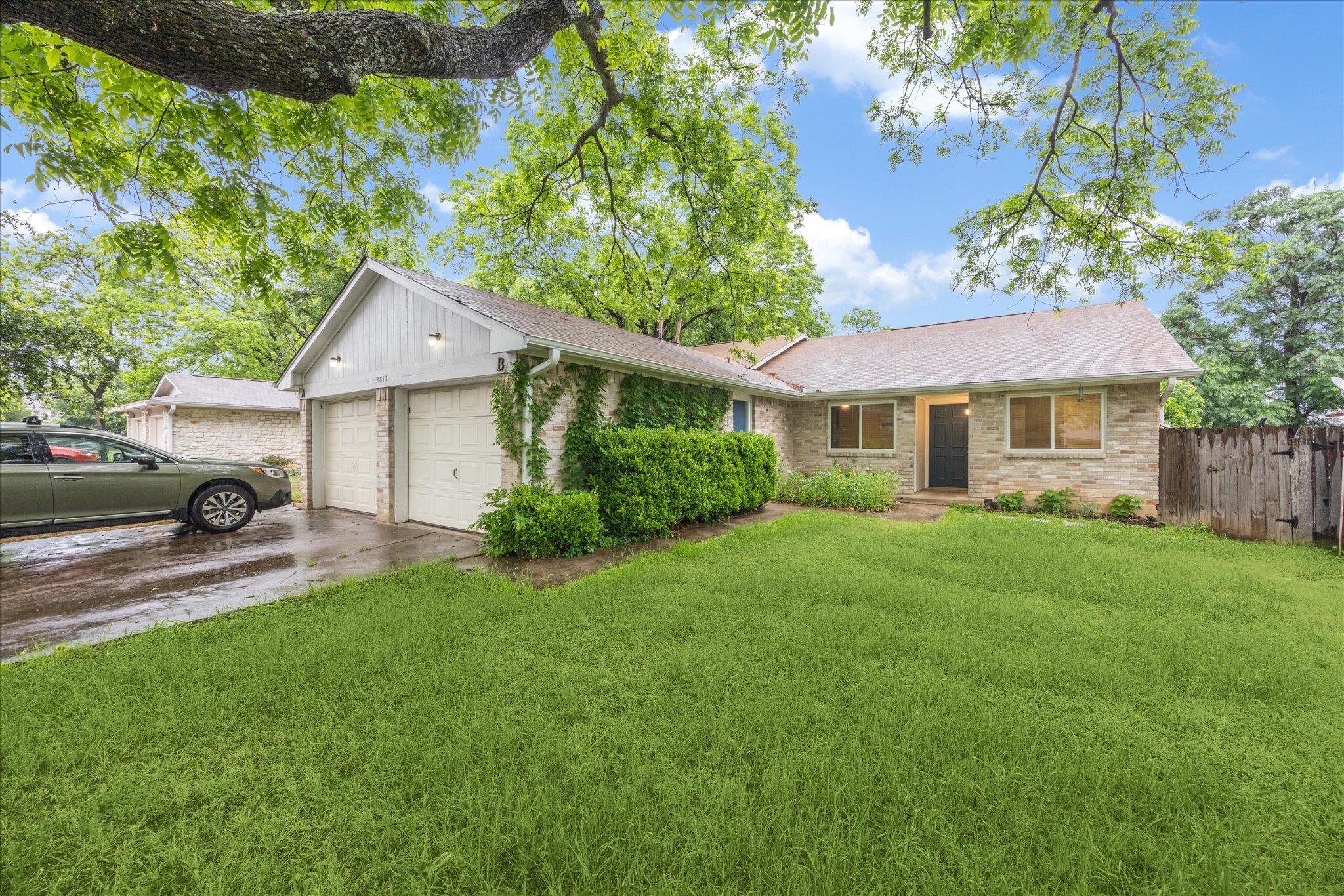 12817 Hymeadow Dr B Property Photo 1