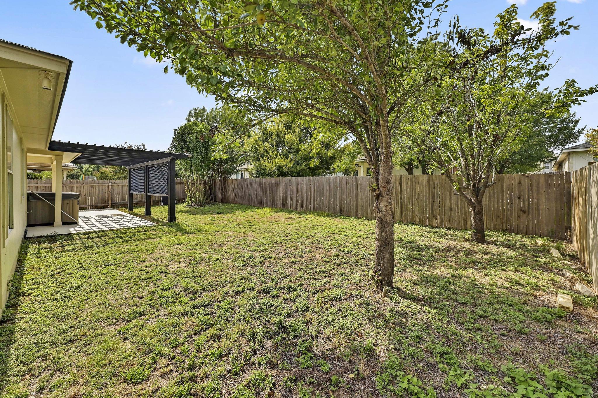 919 Flanagan Dr Property Photo 29
