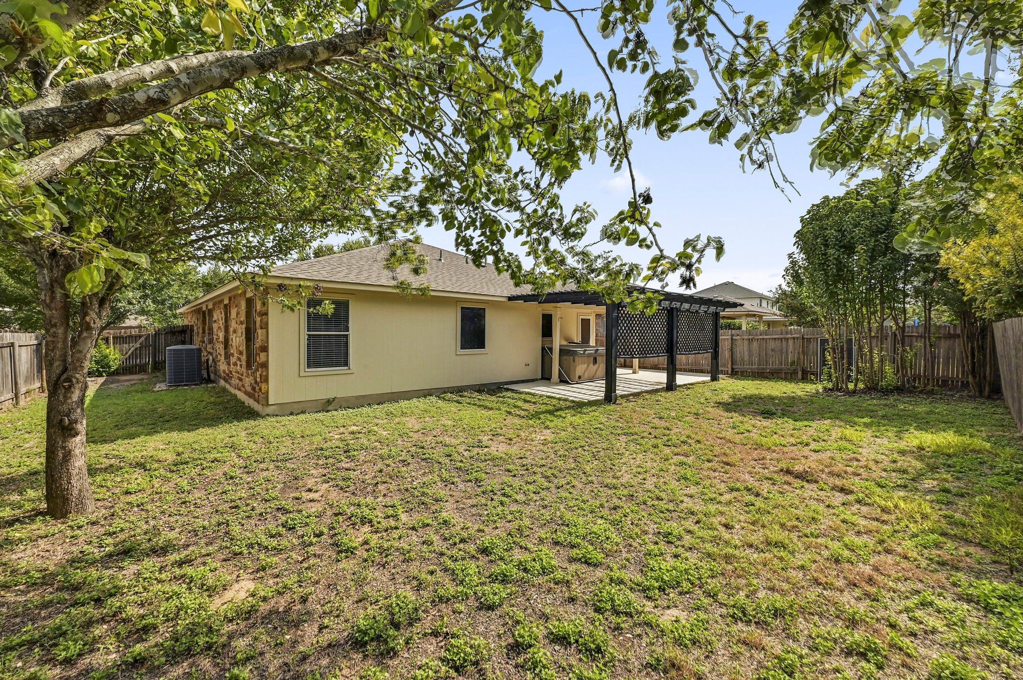 919 Flanagan Dr Property Photo 30