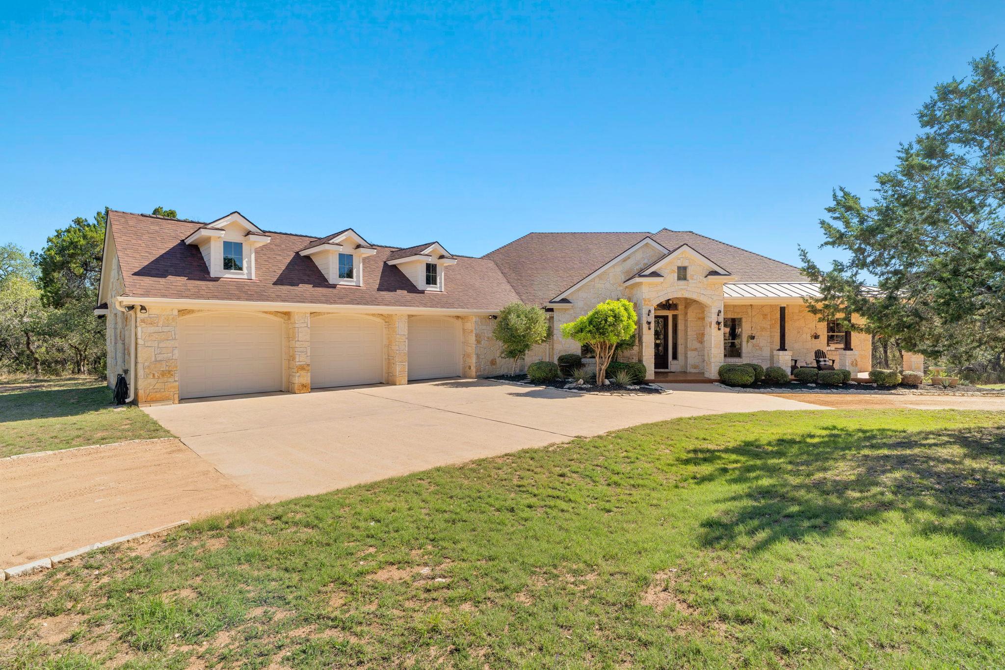 1426 Shelton Ranch Rd Property Photo 5