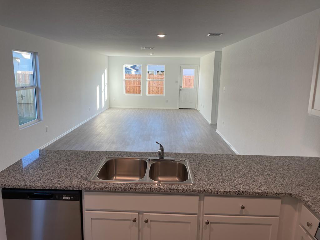 5929 Antonio Pl Property Photo 7