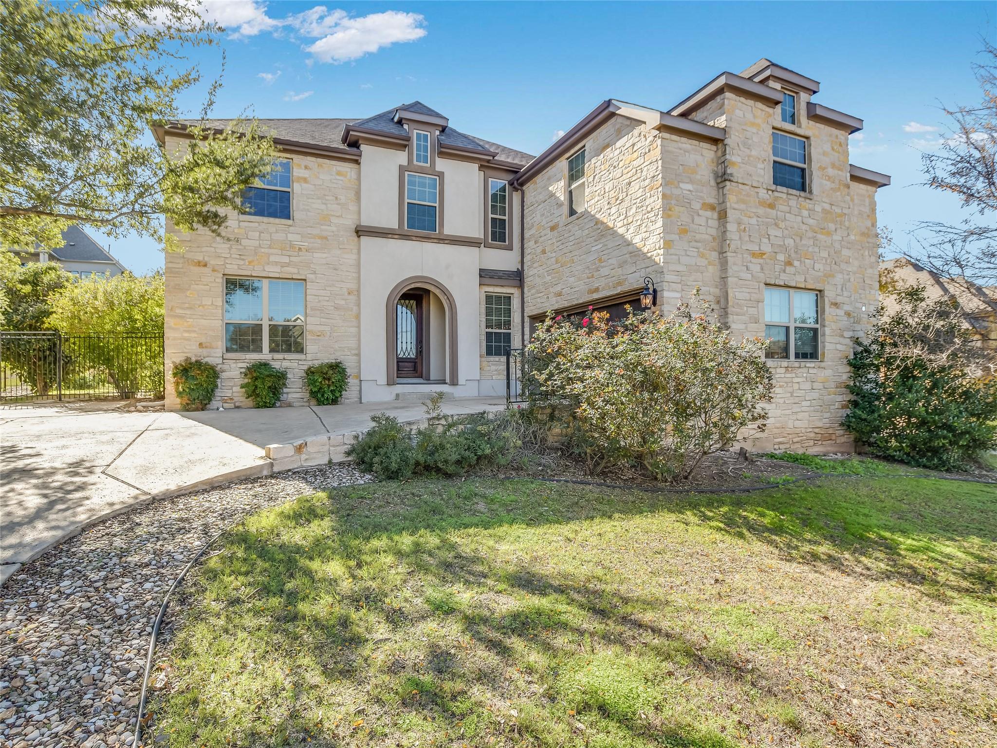 15205 Joseph Dr Property Photo 1