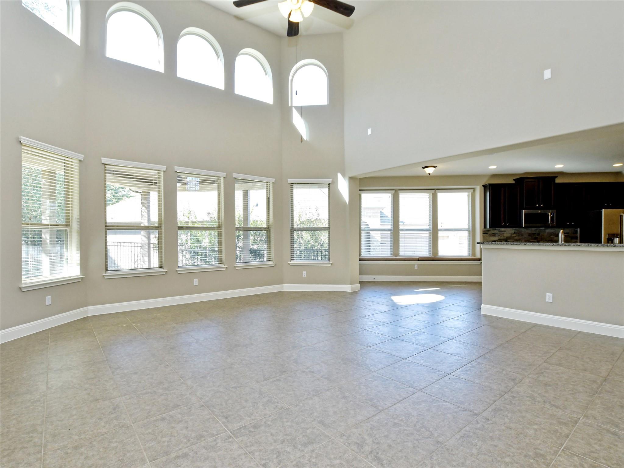 15205 Joseph Dr Property Photo 8