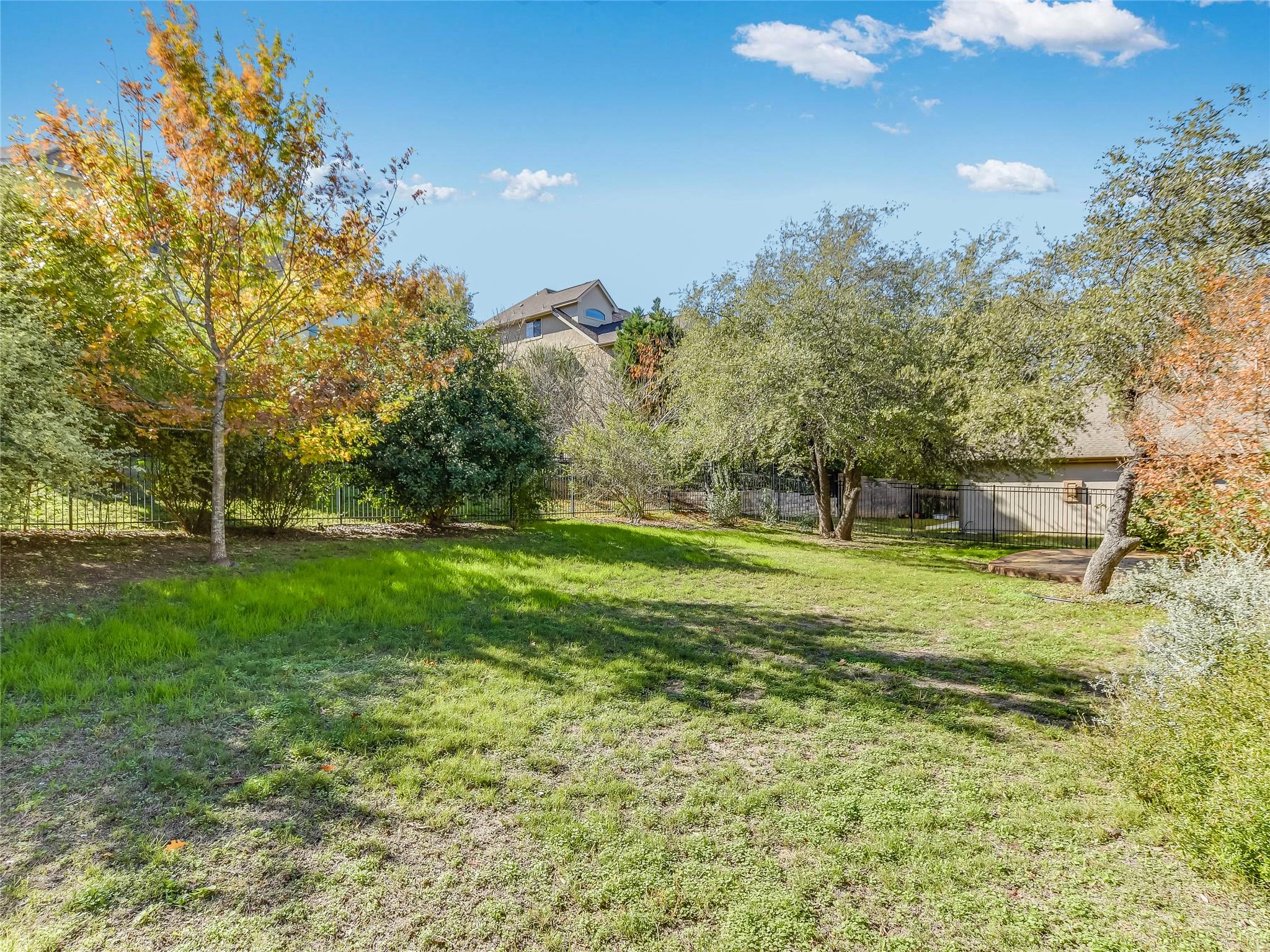 15205 Joseph Dr Property Photo 29