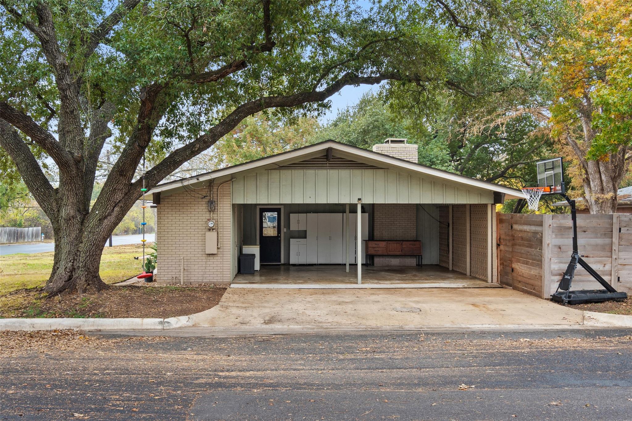 1802 Hutto Rd Property Photo 26