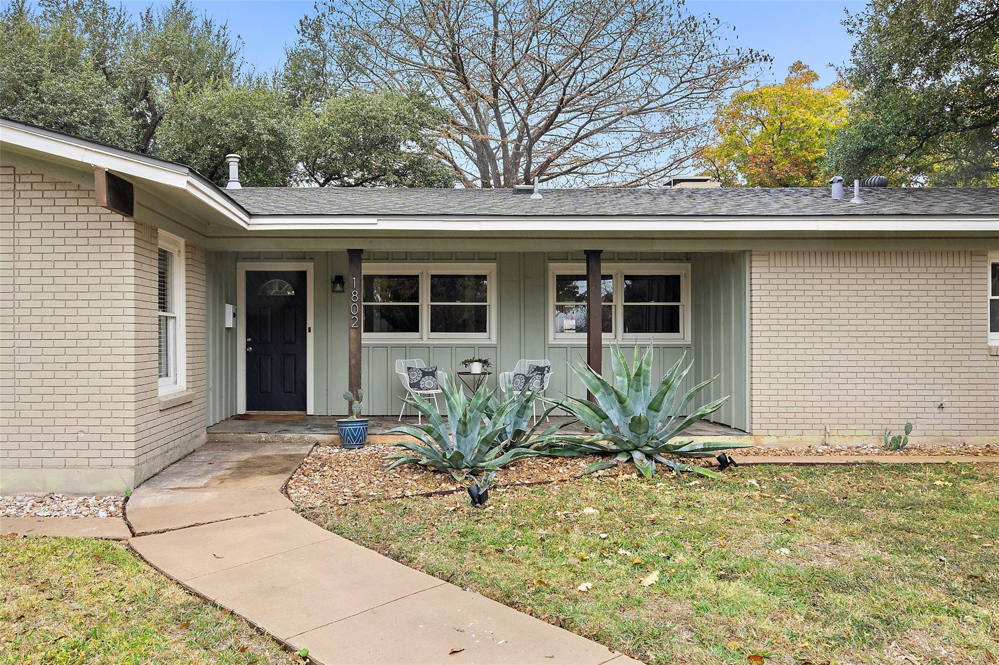 1802 Hutto Rd Property Photo 28
