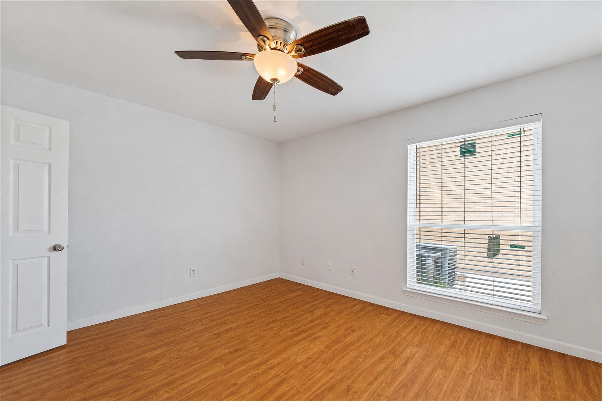 2124 Burton Dr #159 Property Photo 15