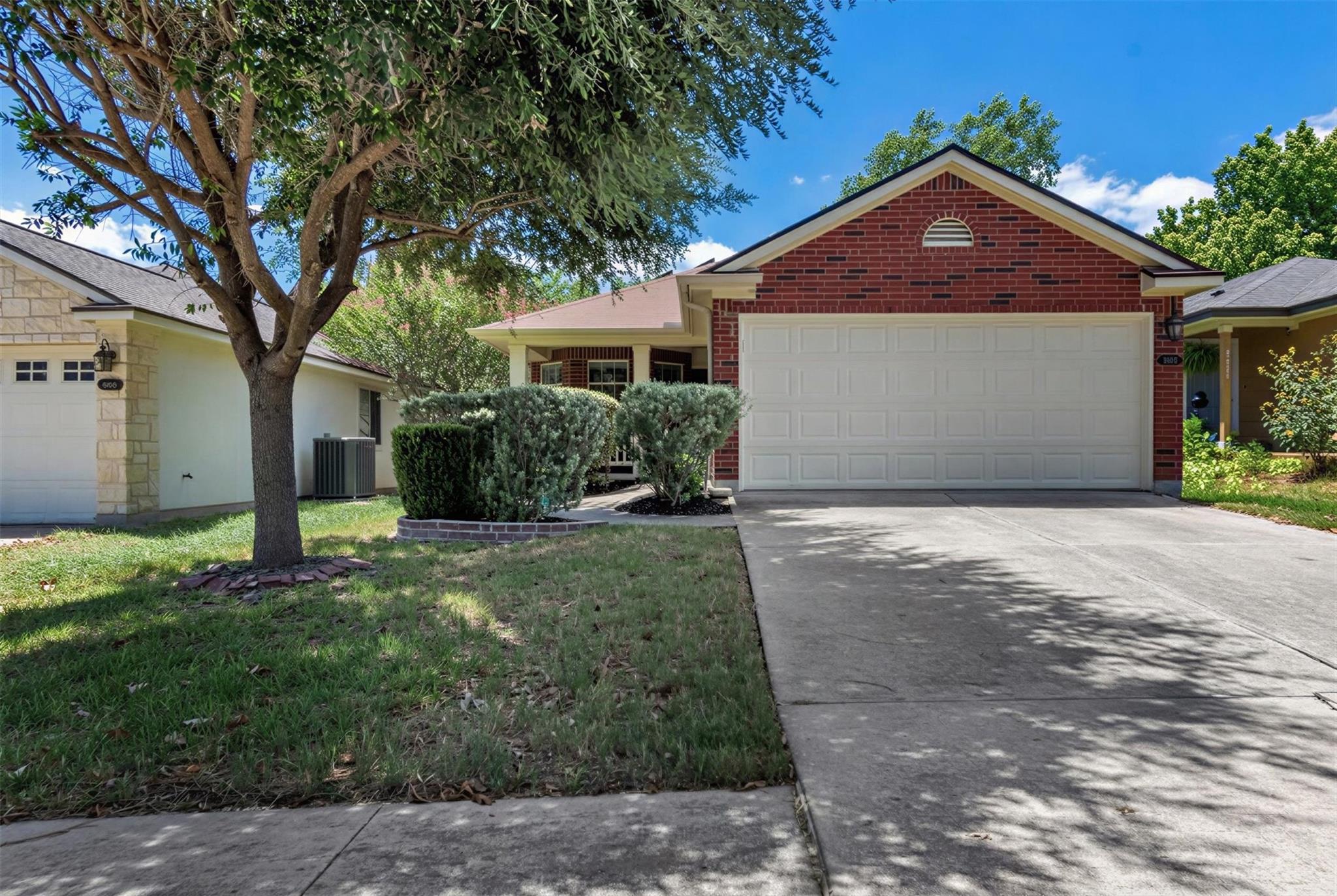 5605 Bentsen Ln Property Photo 1