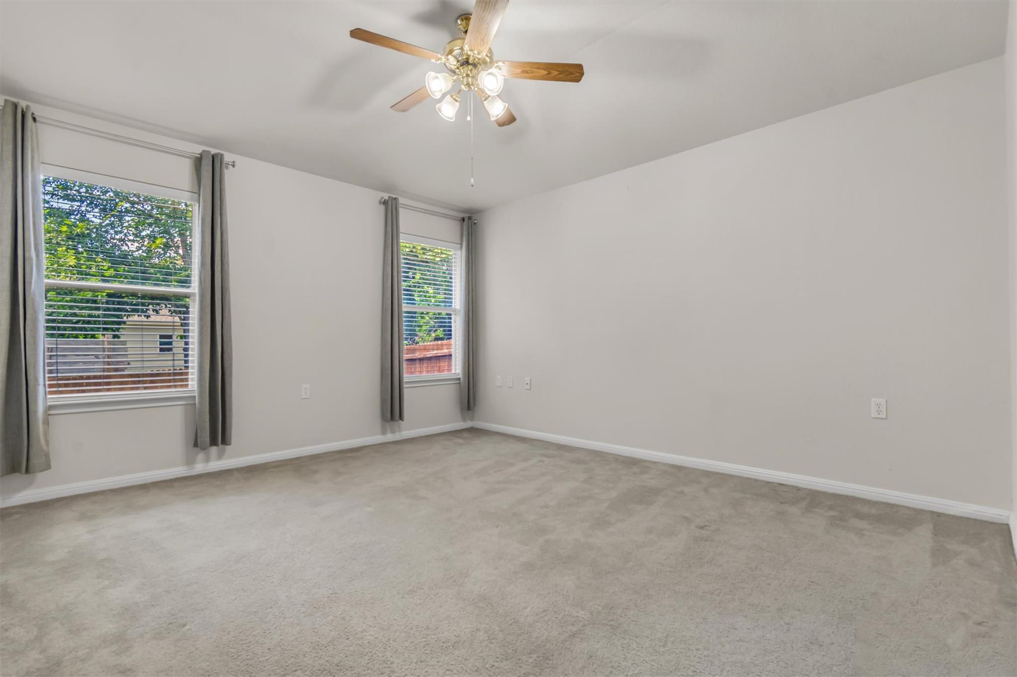 5605 Bentsen Ln Property Photo 9