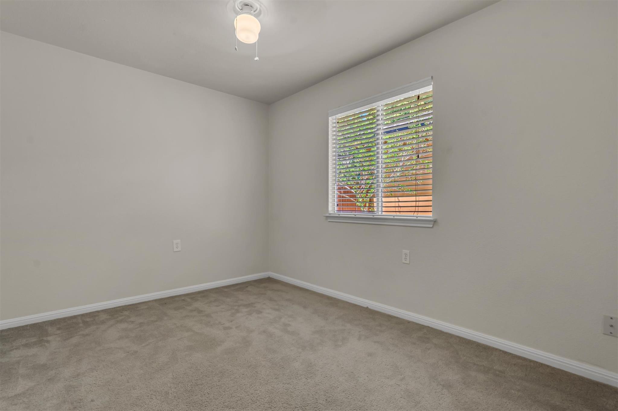 5605 Bentsen Ln Property Photo 13